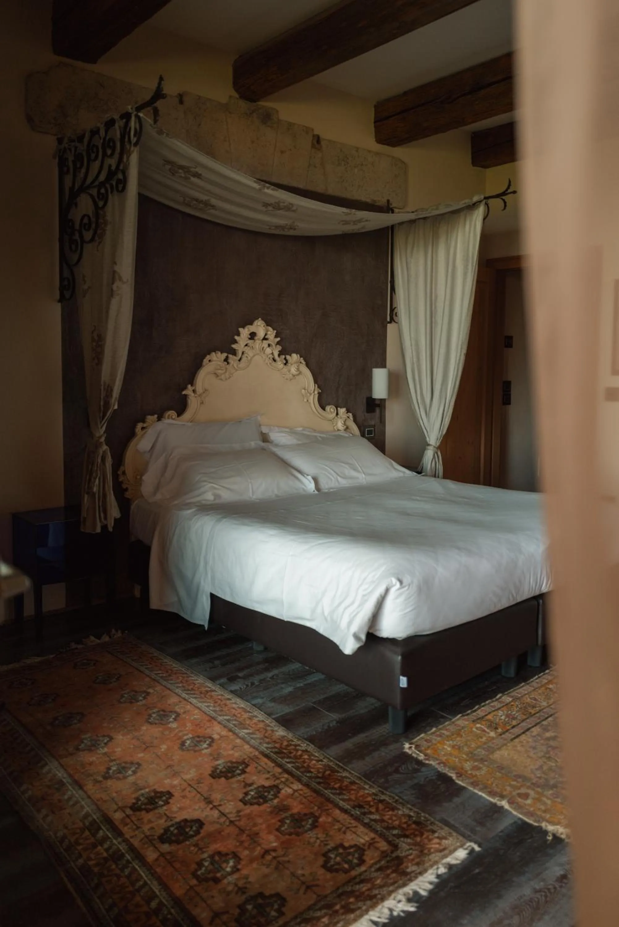 Bed in Tenuta Le Cave