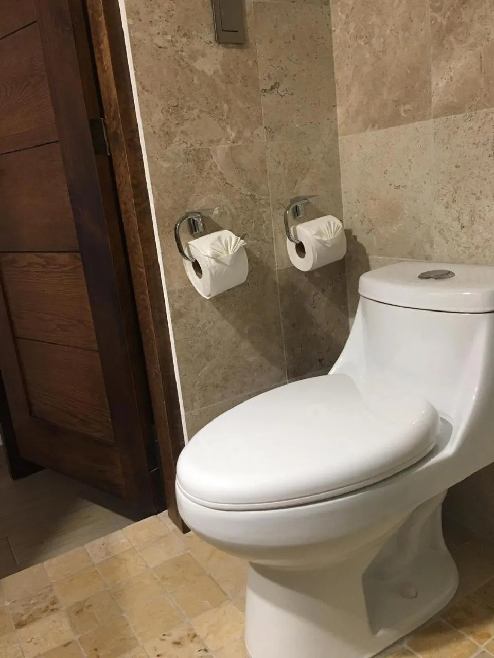 Shower in Hotel Concierge Flor y Canto