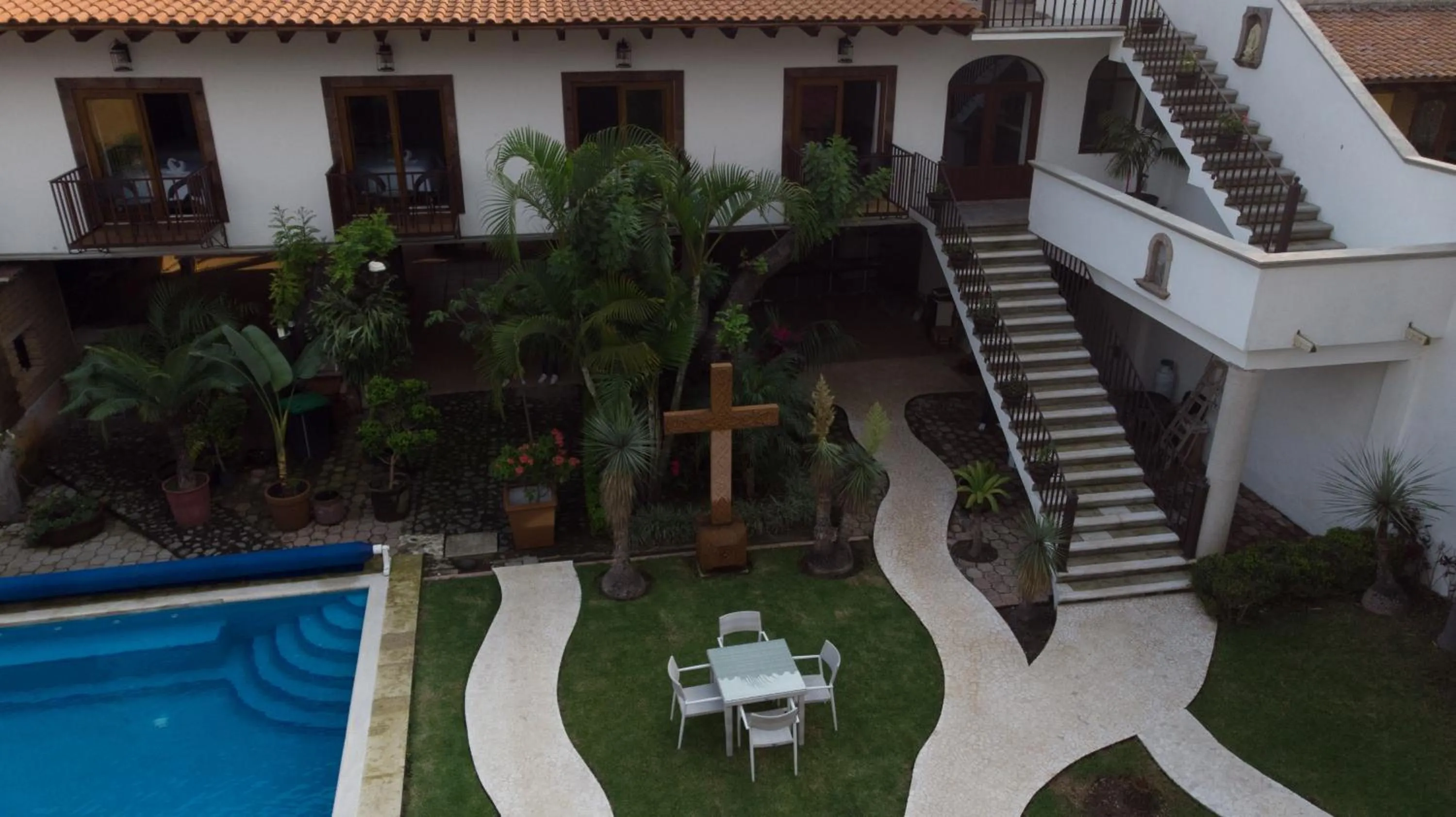 Hotel Concierge Flor y Canto