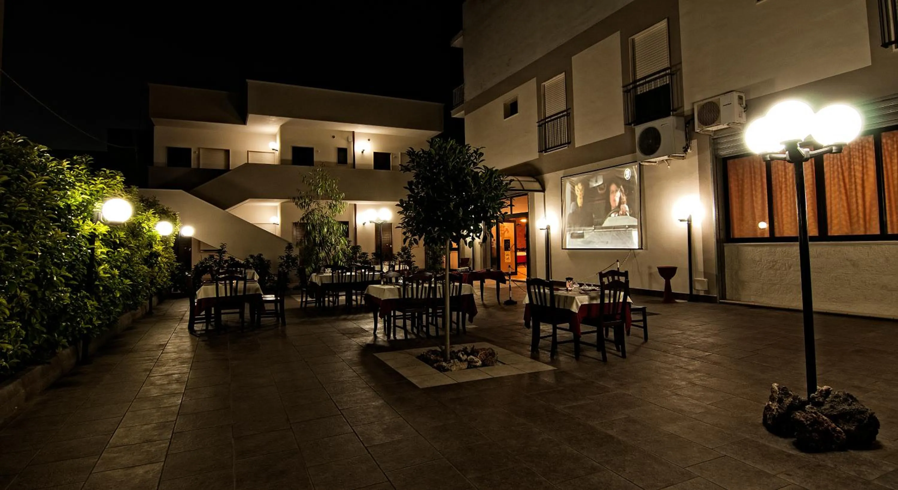 Facade/entrance in La Tana del Lupo