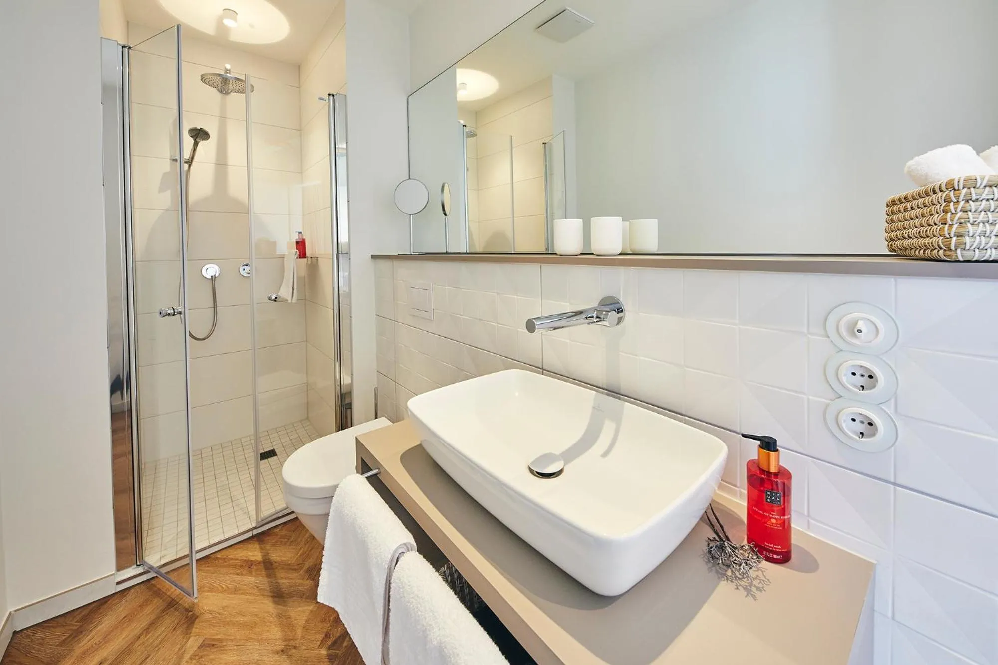 Photo of the whole room in BUITERLING Hotel