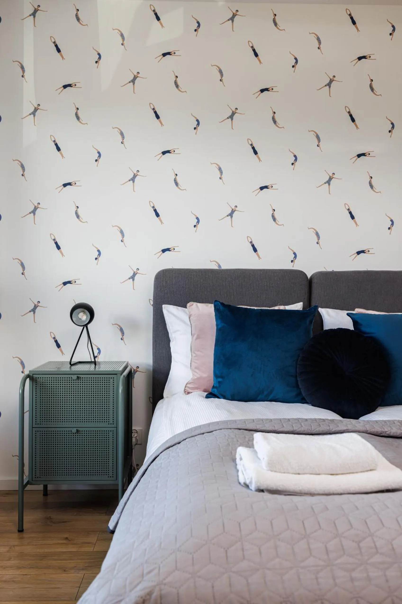 Bed in Symphony Baltica Towers Apartamenty