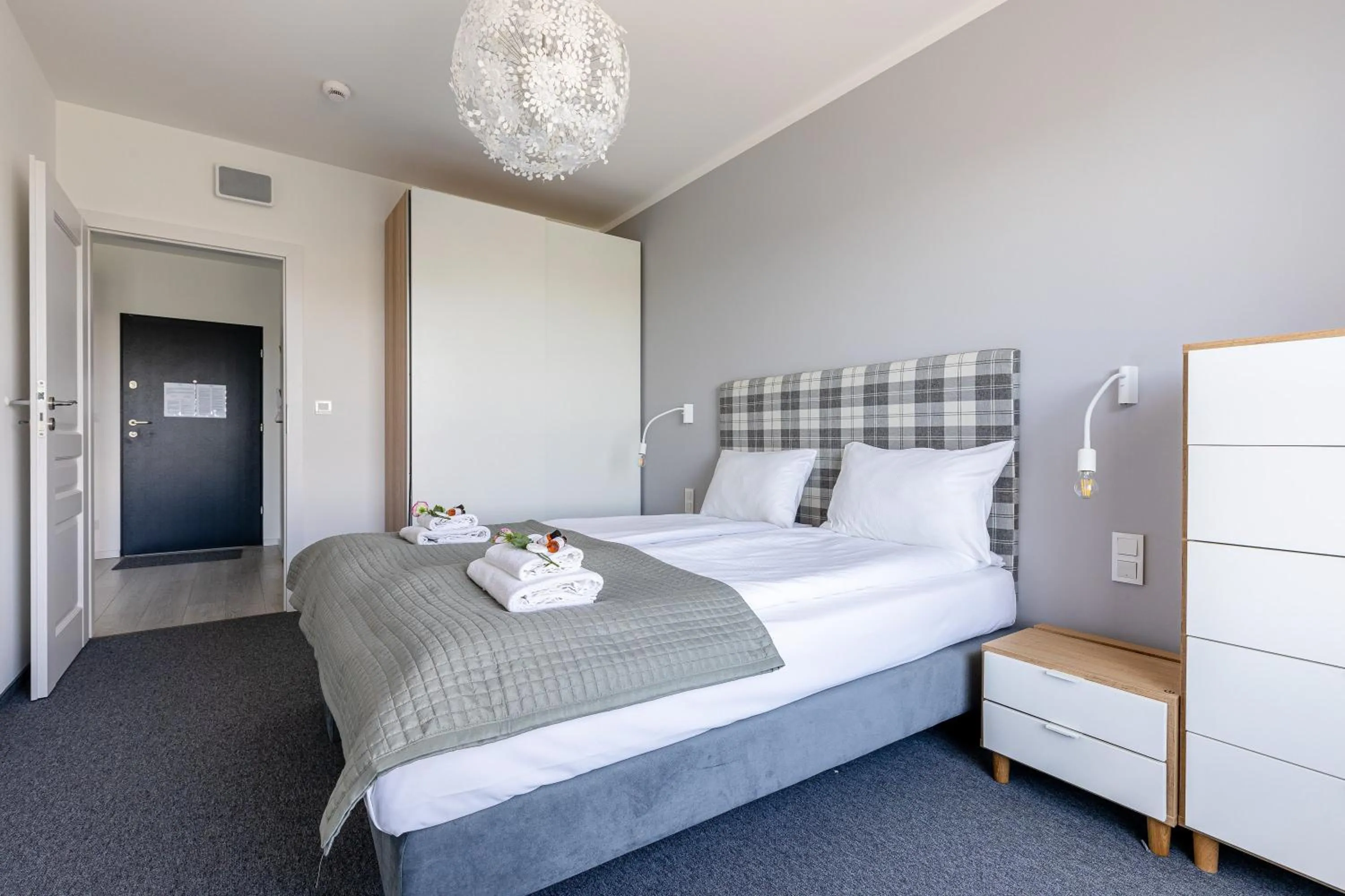 Bedroom, Bed in Symphony Baltica Towers Apartamenty