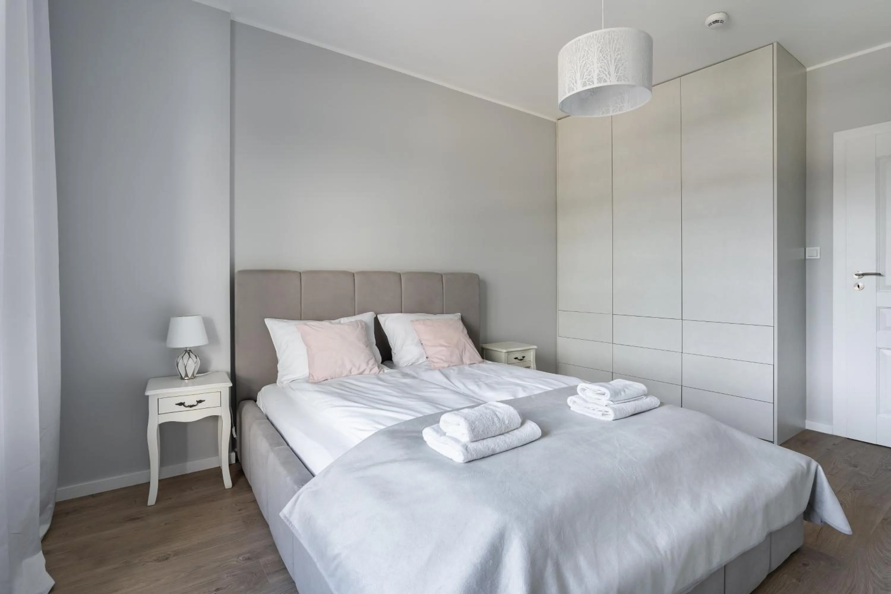 Bedroom, Bed in Symphony Baltica Towers Apartamenty