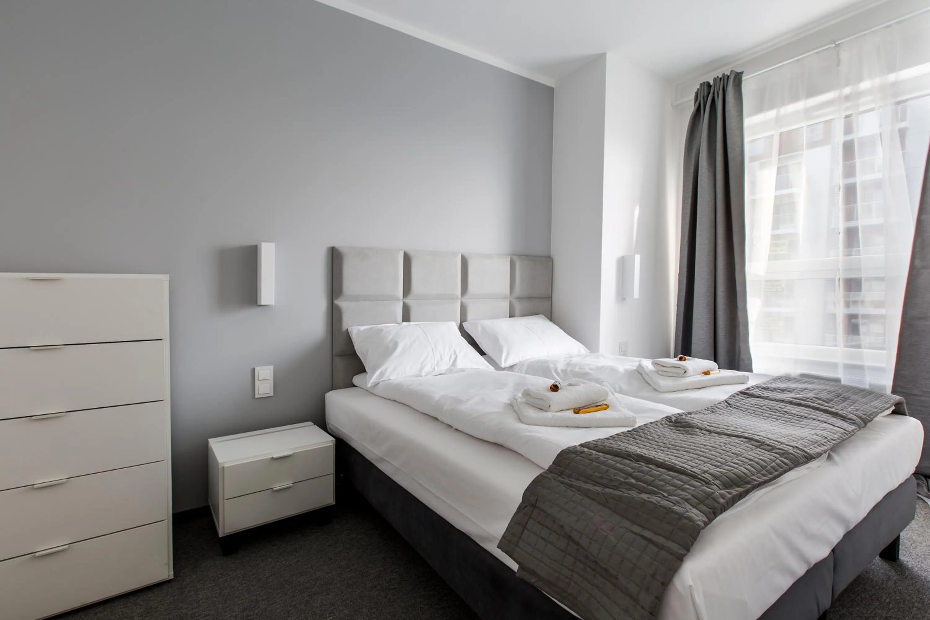 Bedroom, Bed in Symphony Baltica Towers Apartamenty