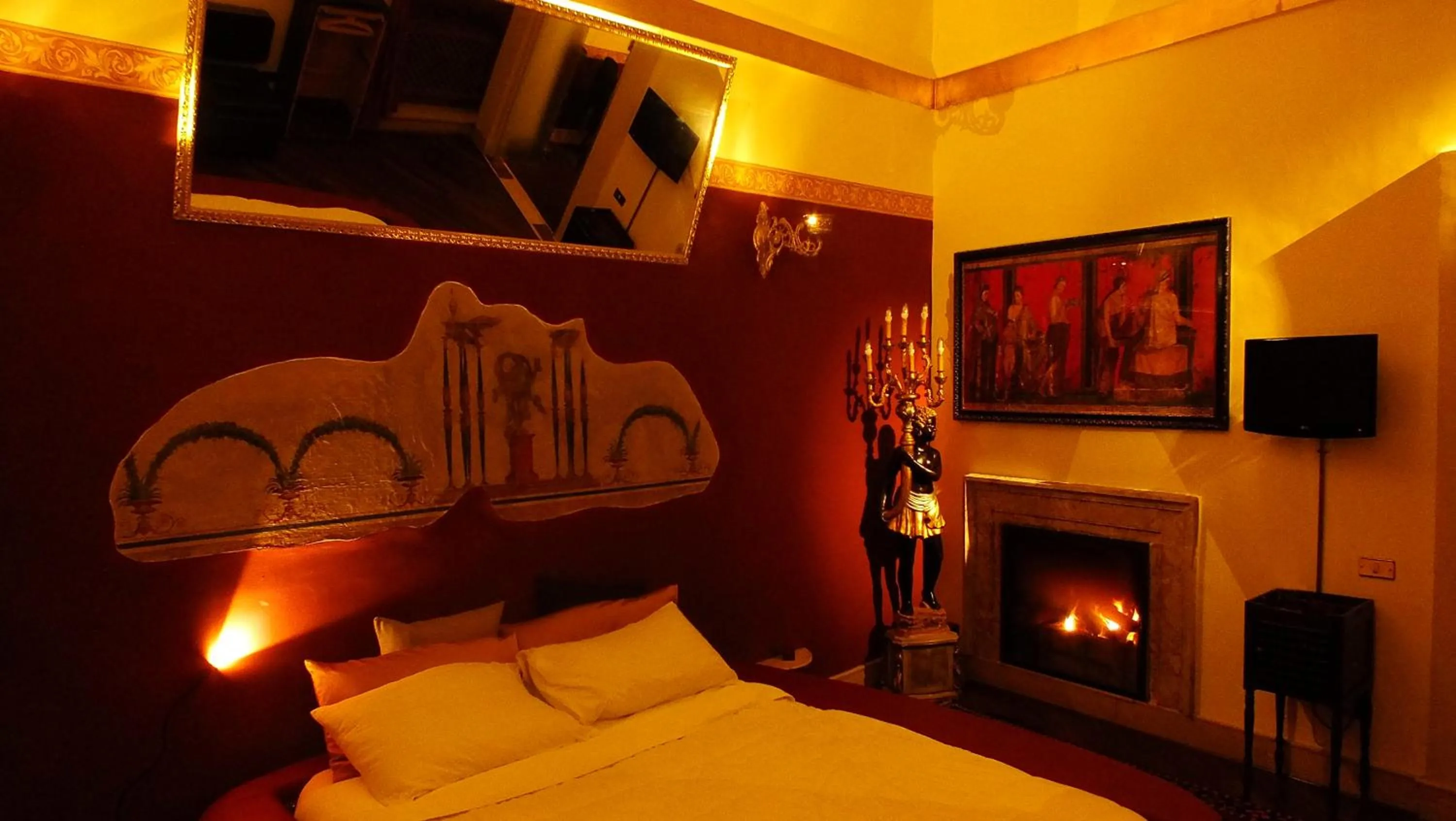 Bedroom in Residenze Gregoriane - Residenza d'Epoca