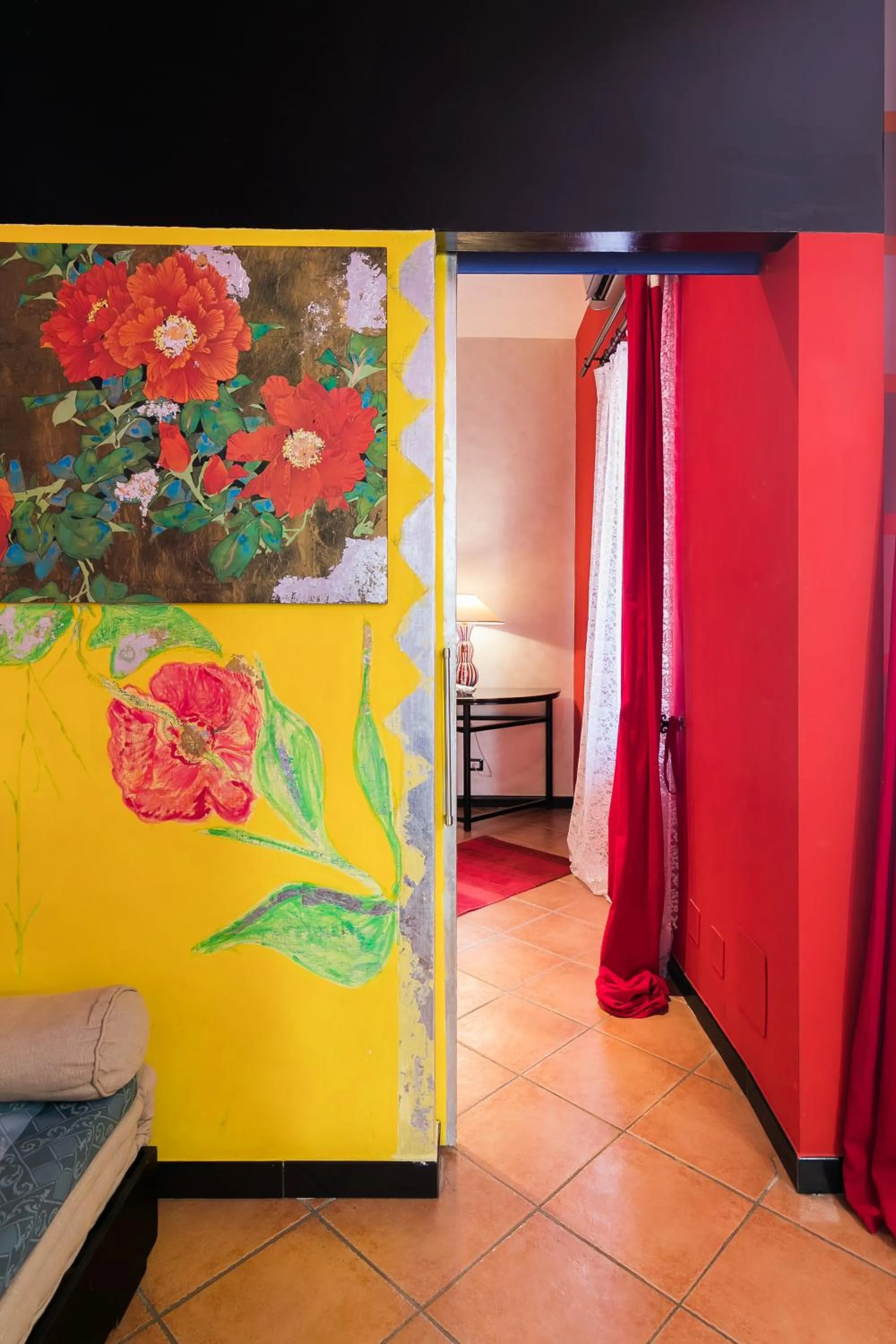 Decorative detail, Bed in Appartamenti MarcoAurelio49