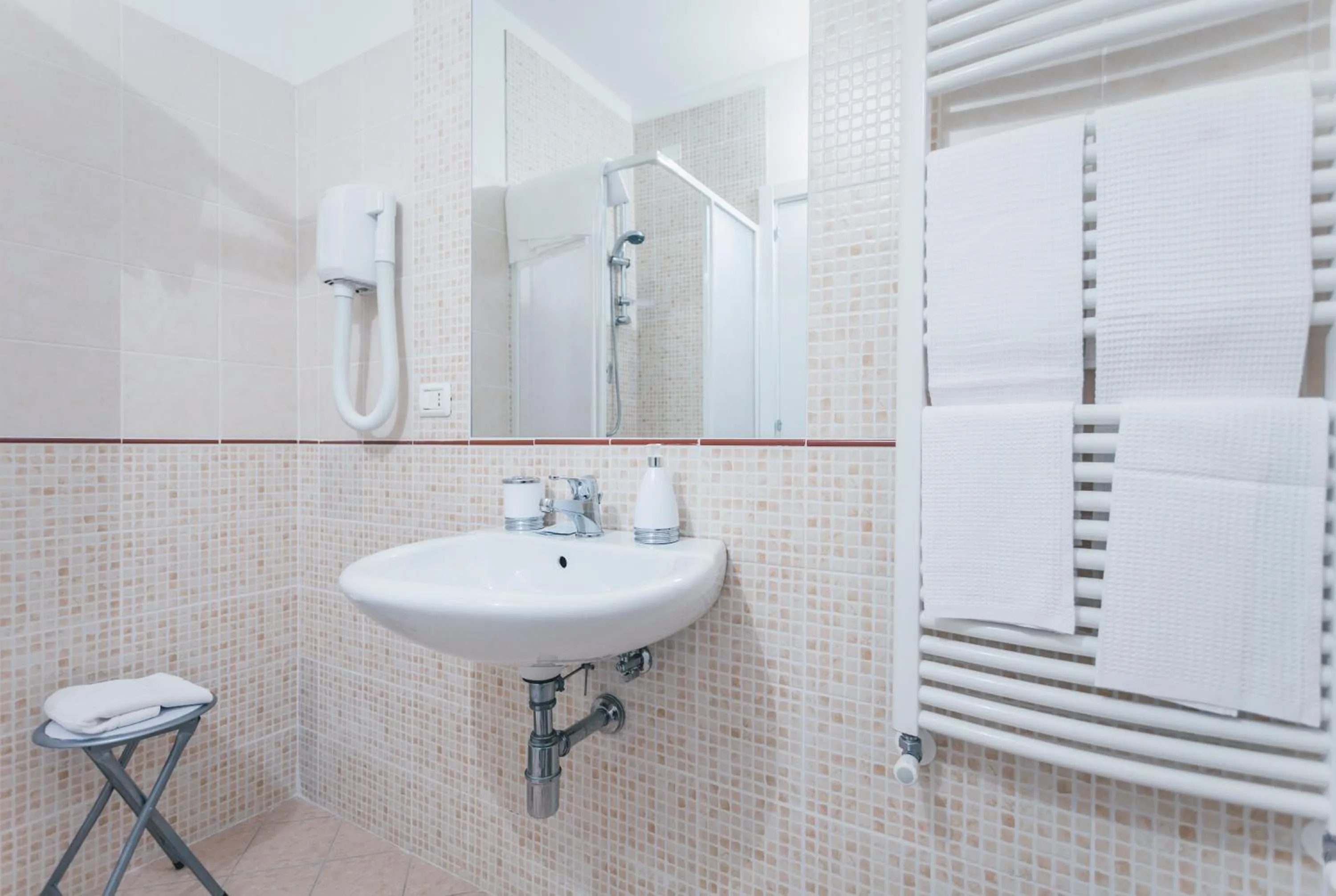 Bathroom in La Postale