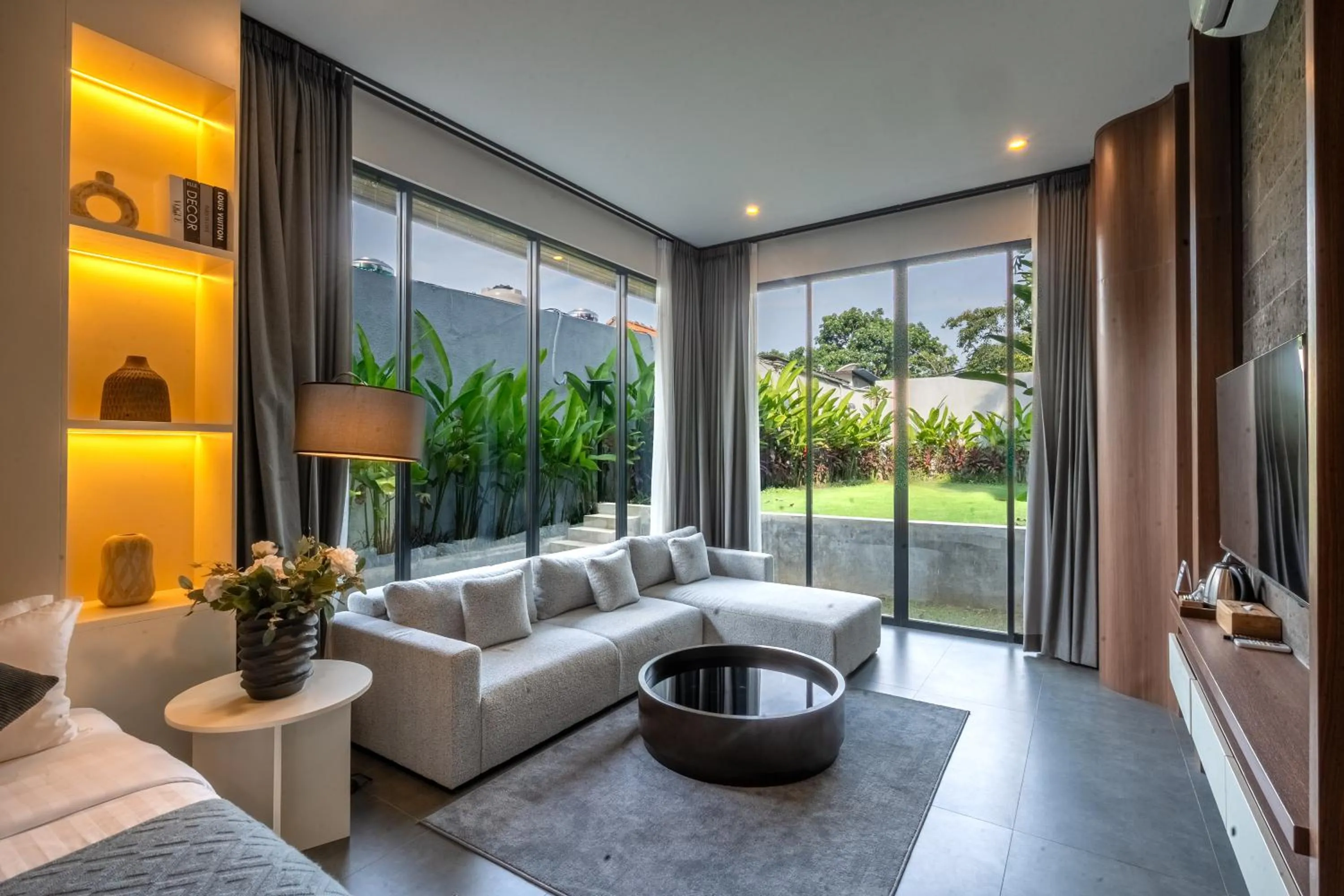 Ratan Uluwatu Hotel and Villas