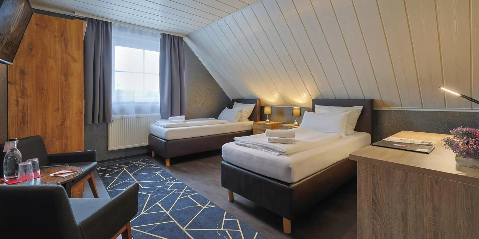 Bedroom, Bed in DUA Hotel