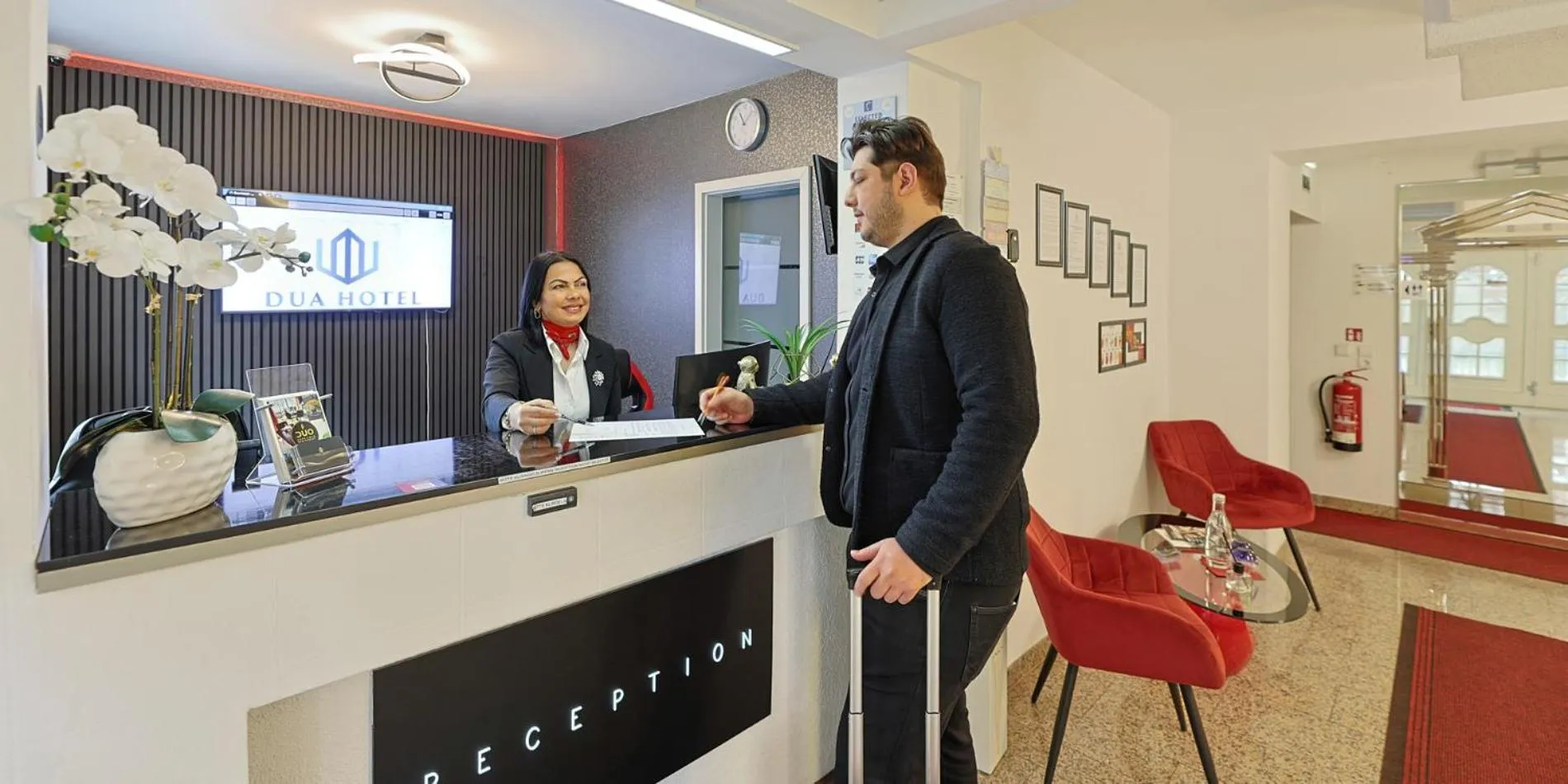 Lobby or reception in DUA Hotel