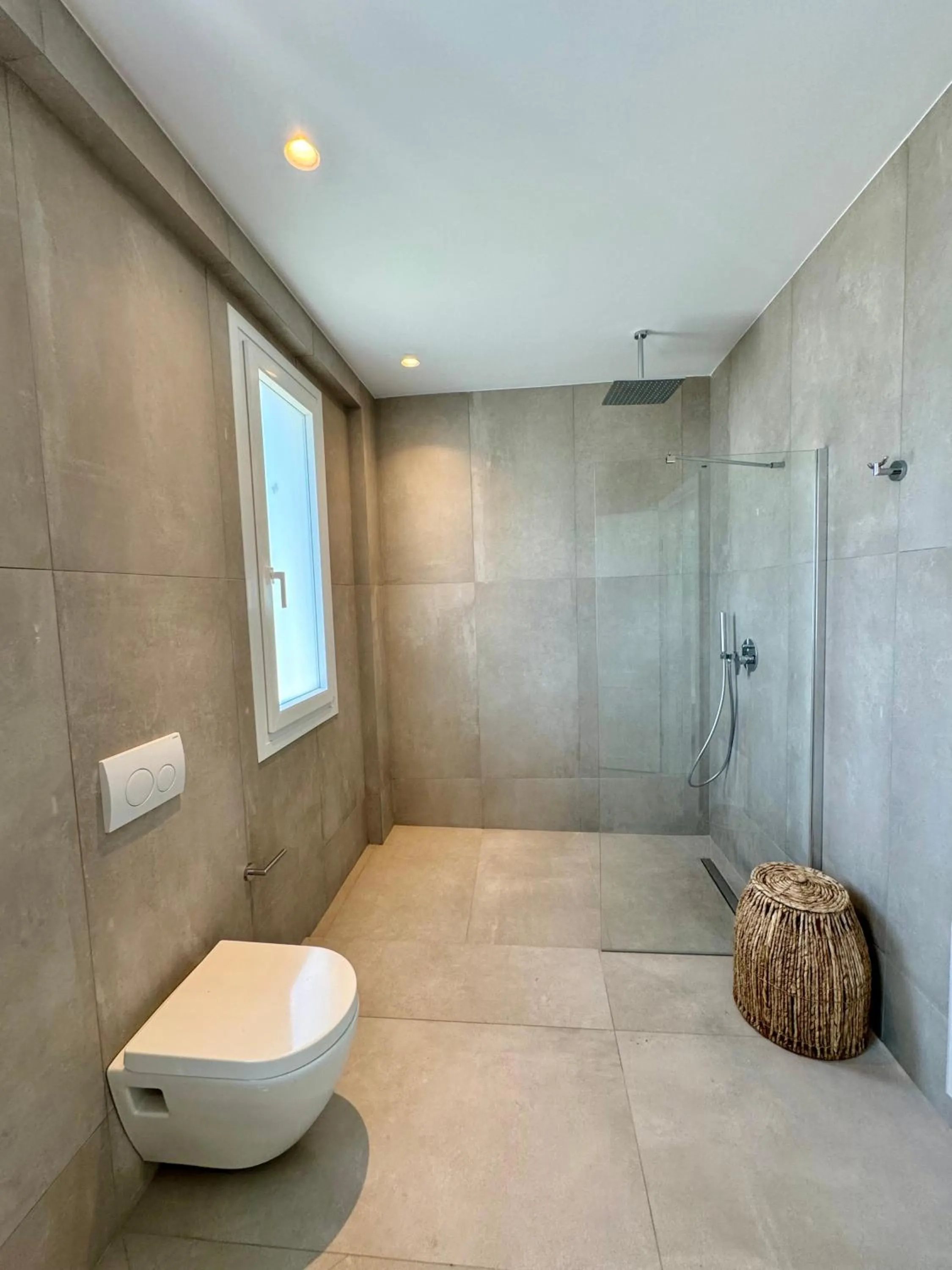 Shower in Sofos Suites Mykonos