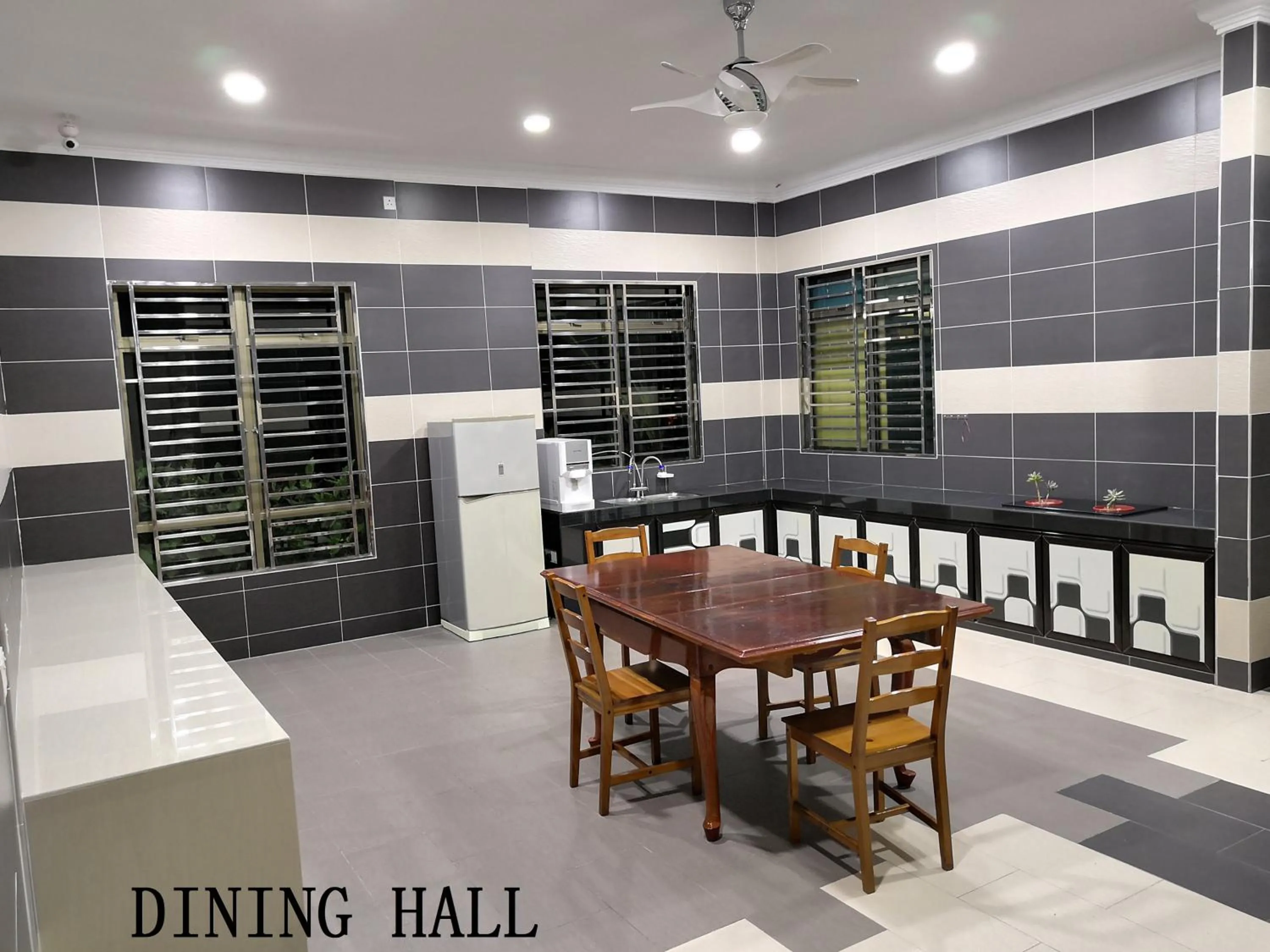 Dining area in Mersing Maple Villa
