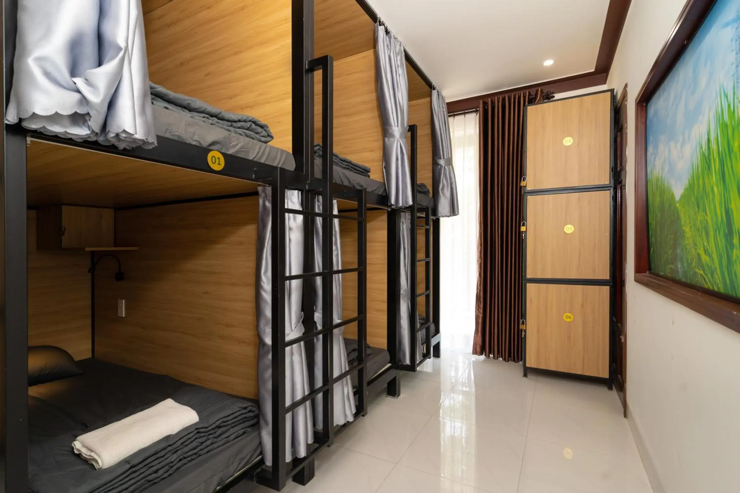 Bed in 6-Bed Mixed Dormitory Room in Haemer Villa Hoi An Bed in 6-Bed Mixed Dormitory Room in Haemer Villa Hoi An