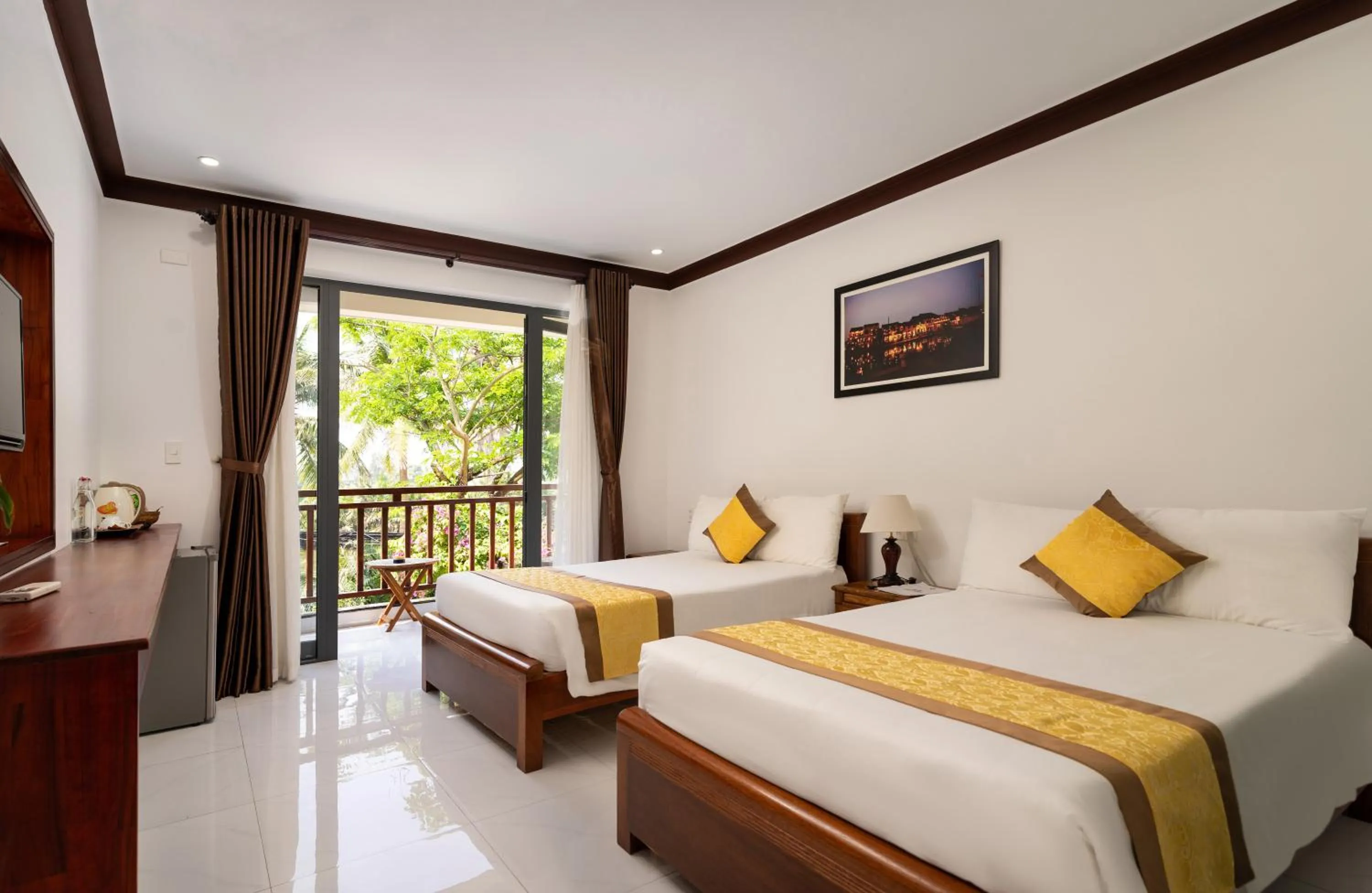 Bed in Haemer Villa Hoi An