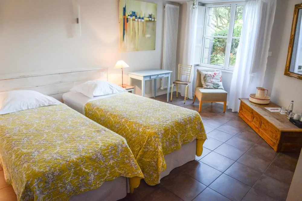 Bed in Le Lodge Kerisper