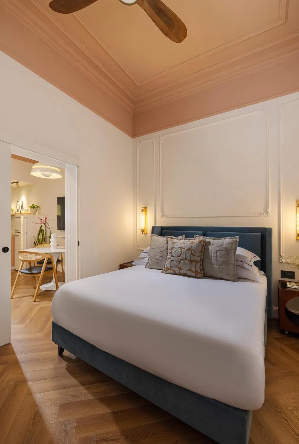 Bedroom, Bed in Villa Albi - Machne Yehuda Hotel