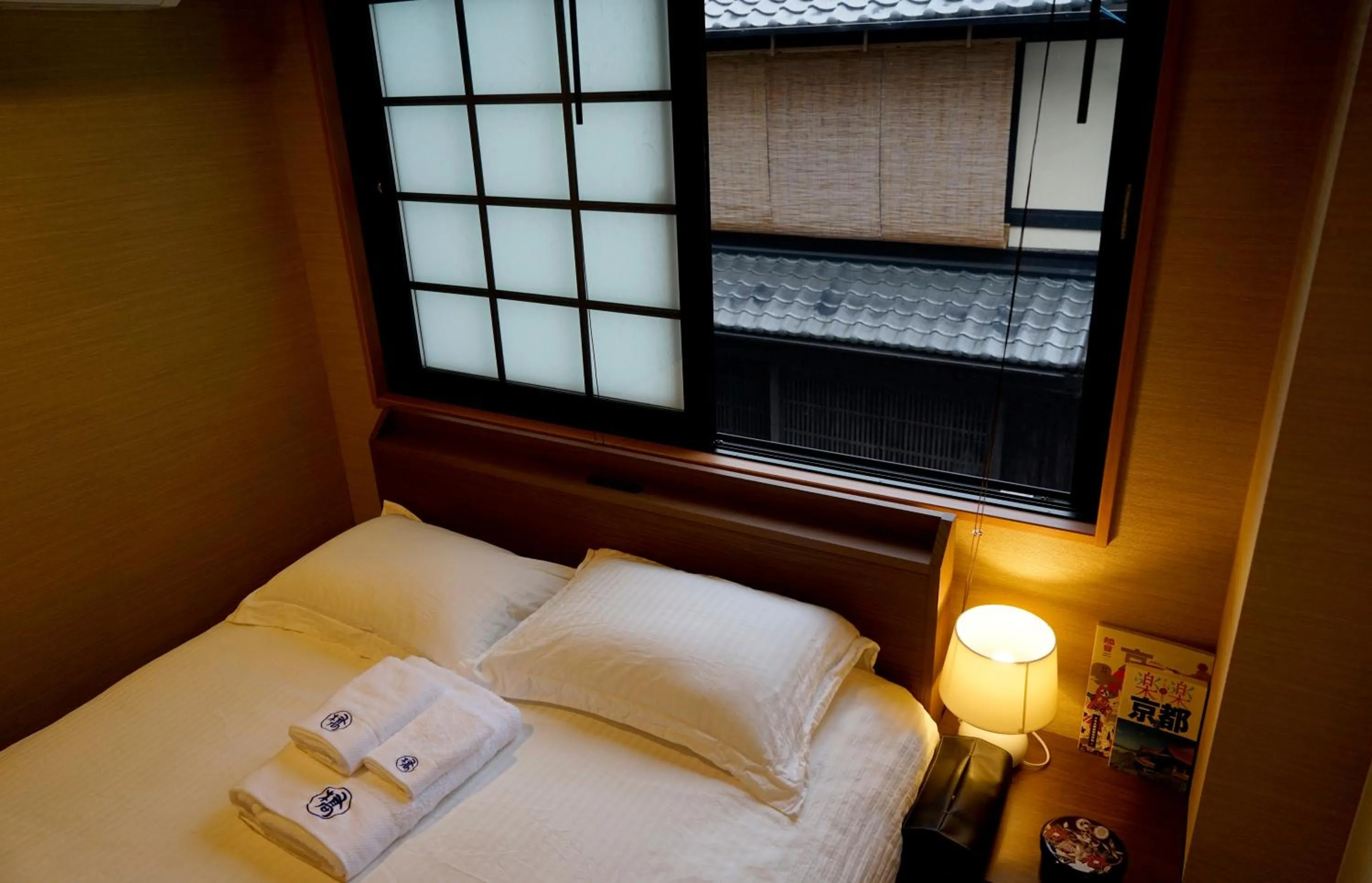 Bed in Hotel Traveling Bridge Nijojo