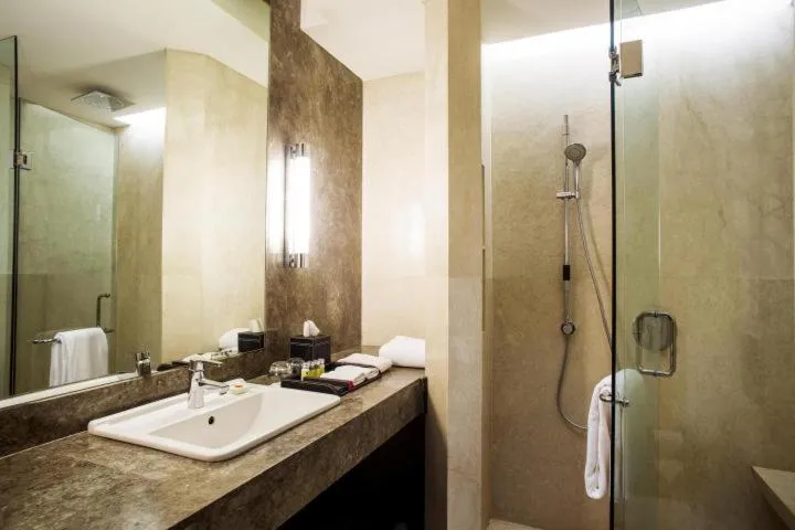 The Anya Hotel-Golf Course Road