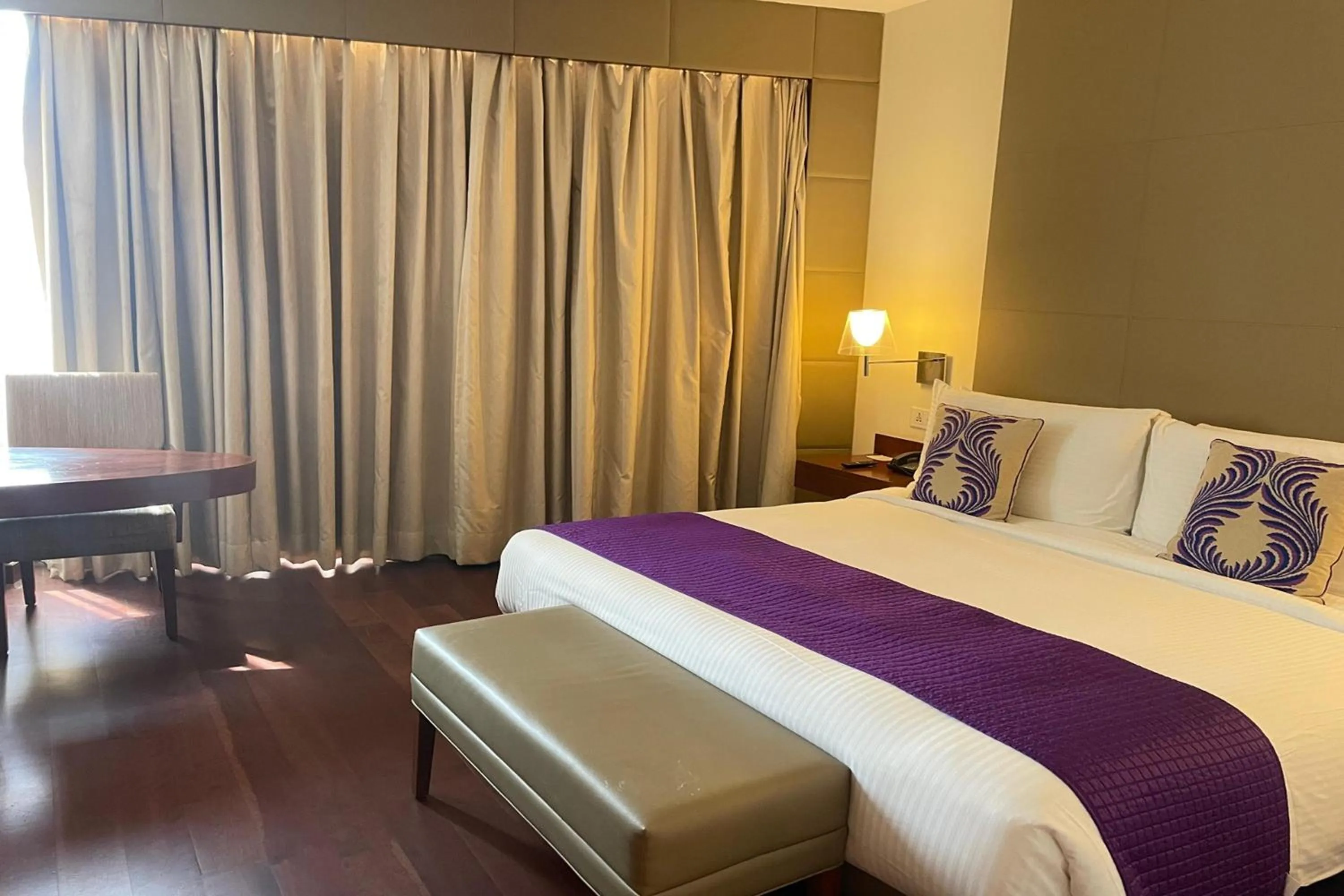 Bed in The Anya Hotel-Golf Course Road