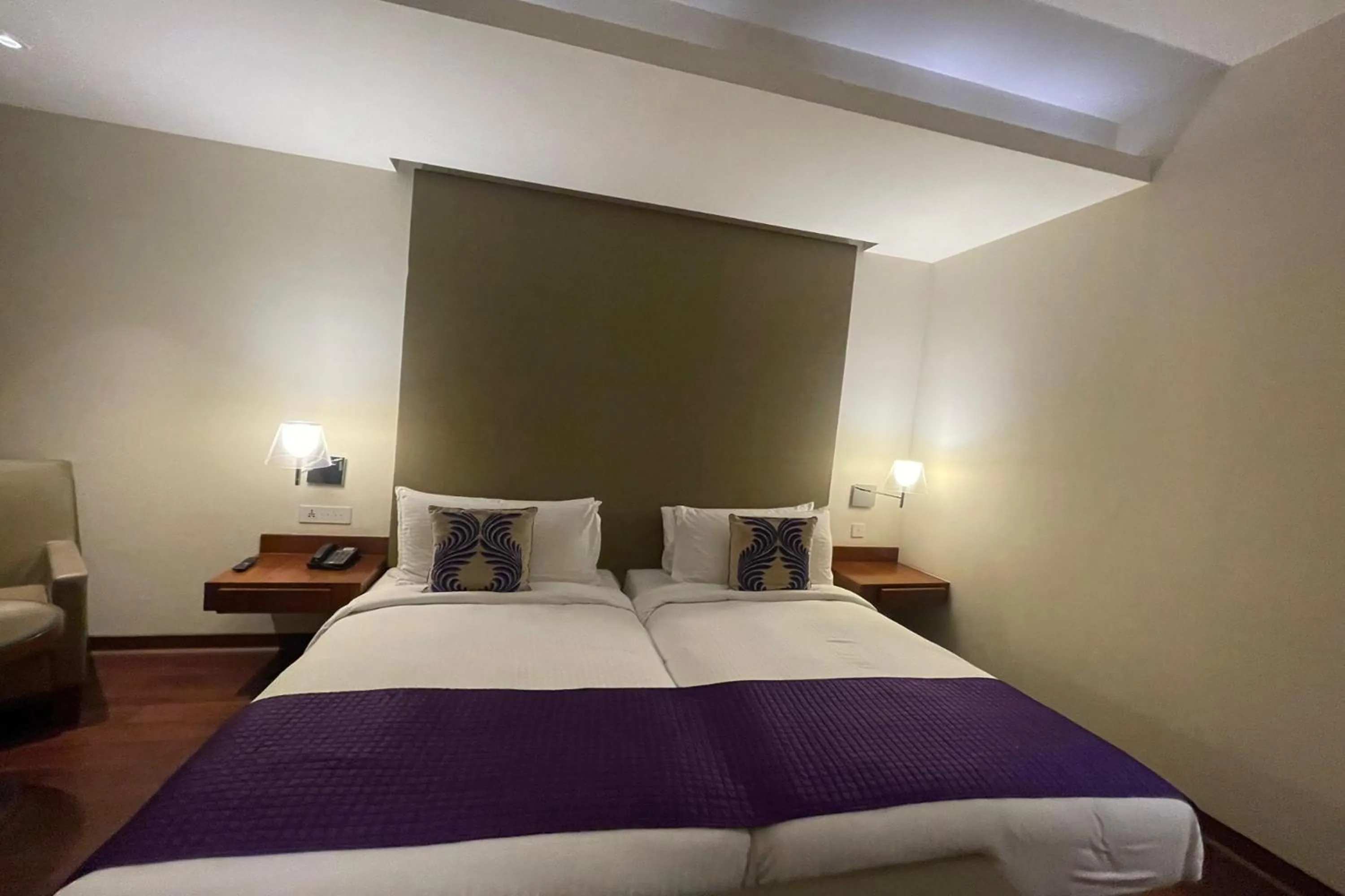 Bed in The Anya Hotel-Golf Course Road