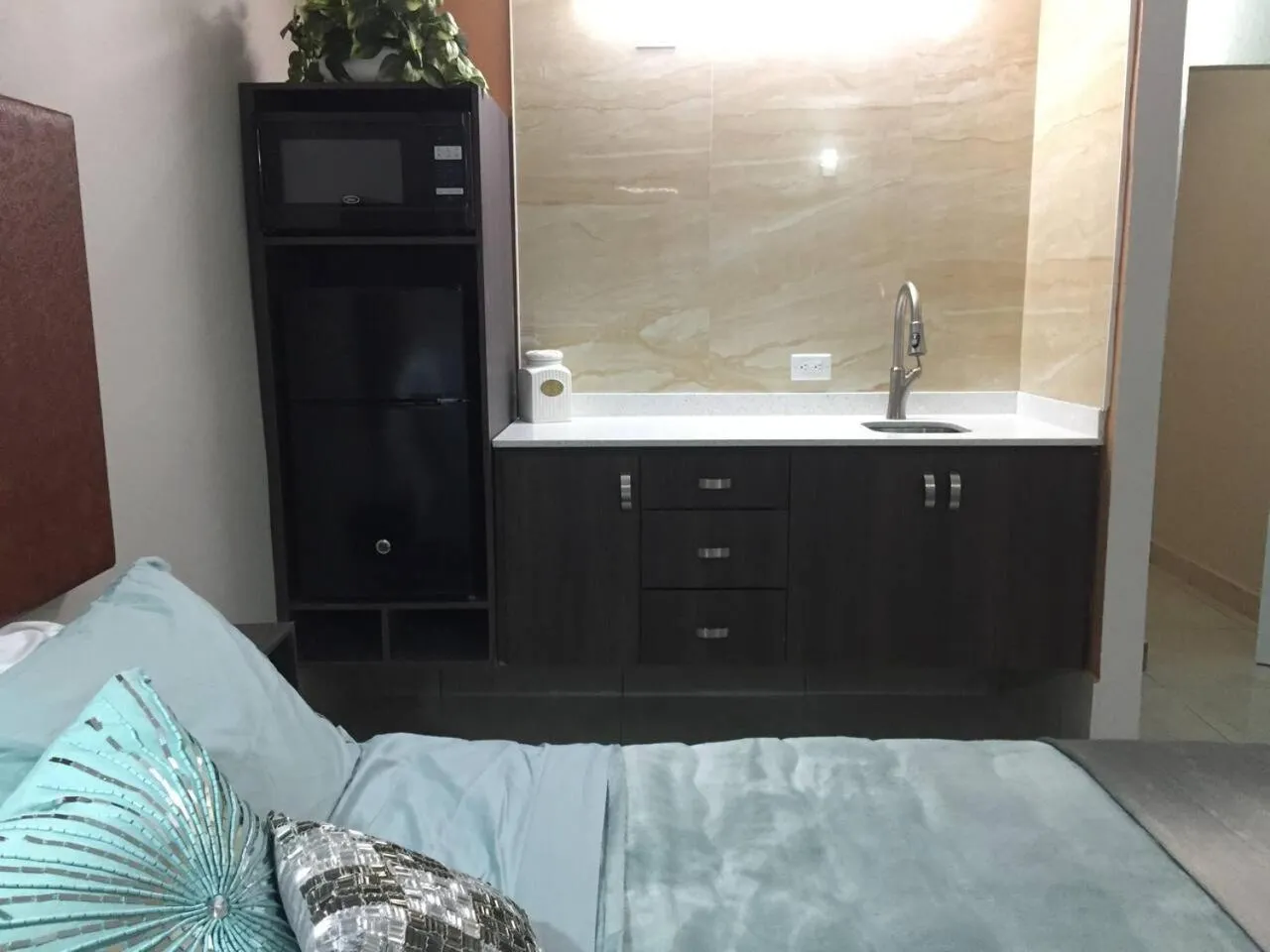 SEGOVIA STUDIO UNITS