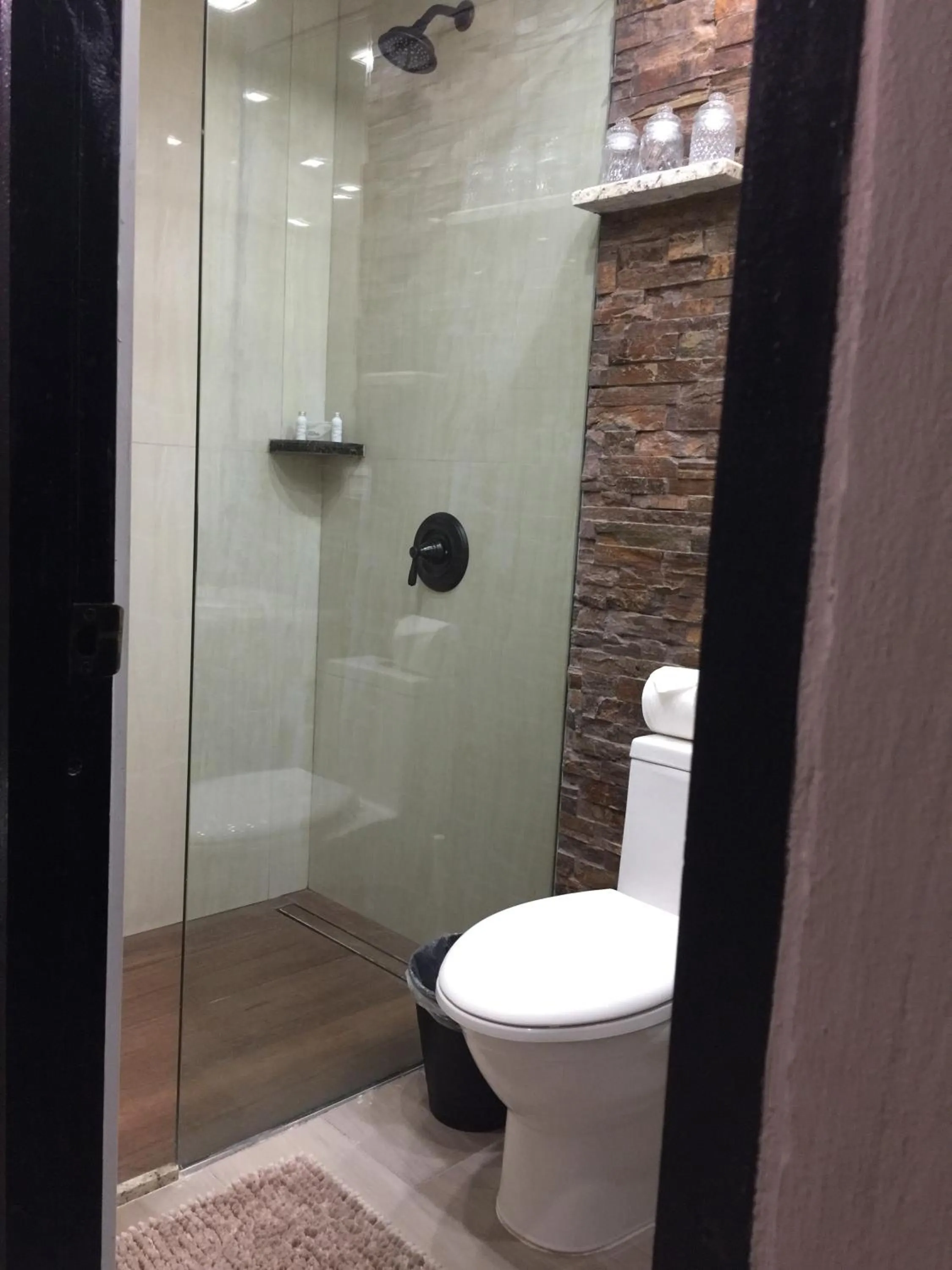 SEGOVIA STUDIO UNITS