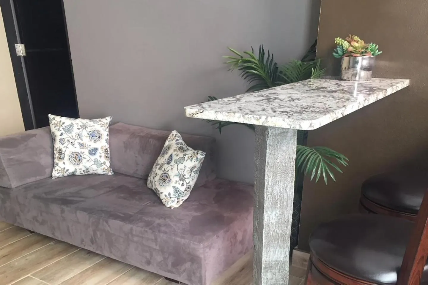 SEGOVIA STUDIO UNITS