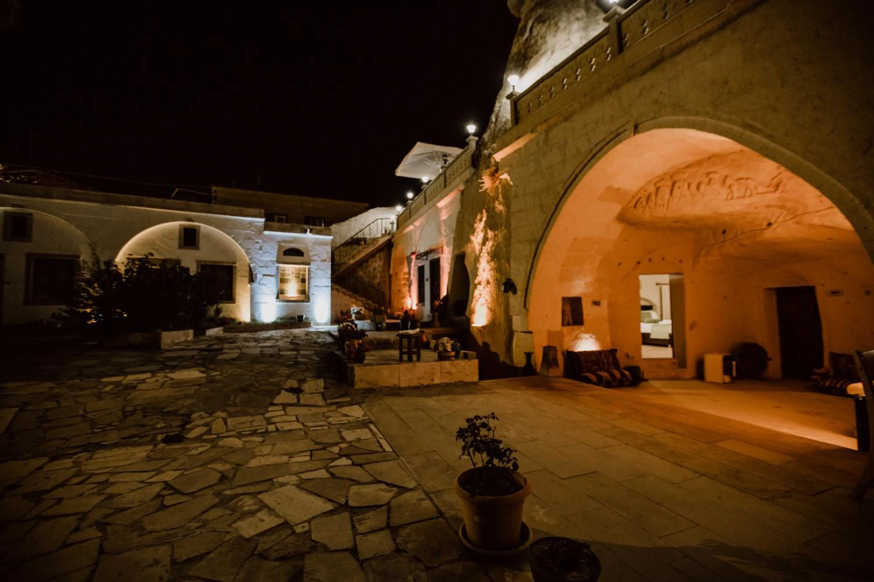 Night in Ortahisar Cave Hotel