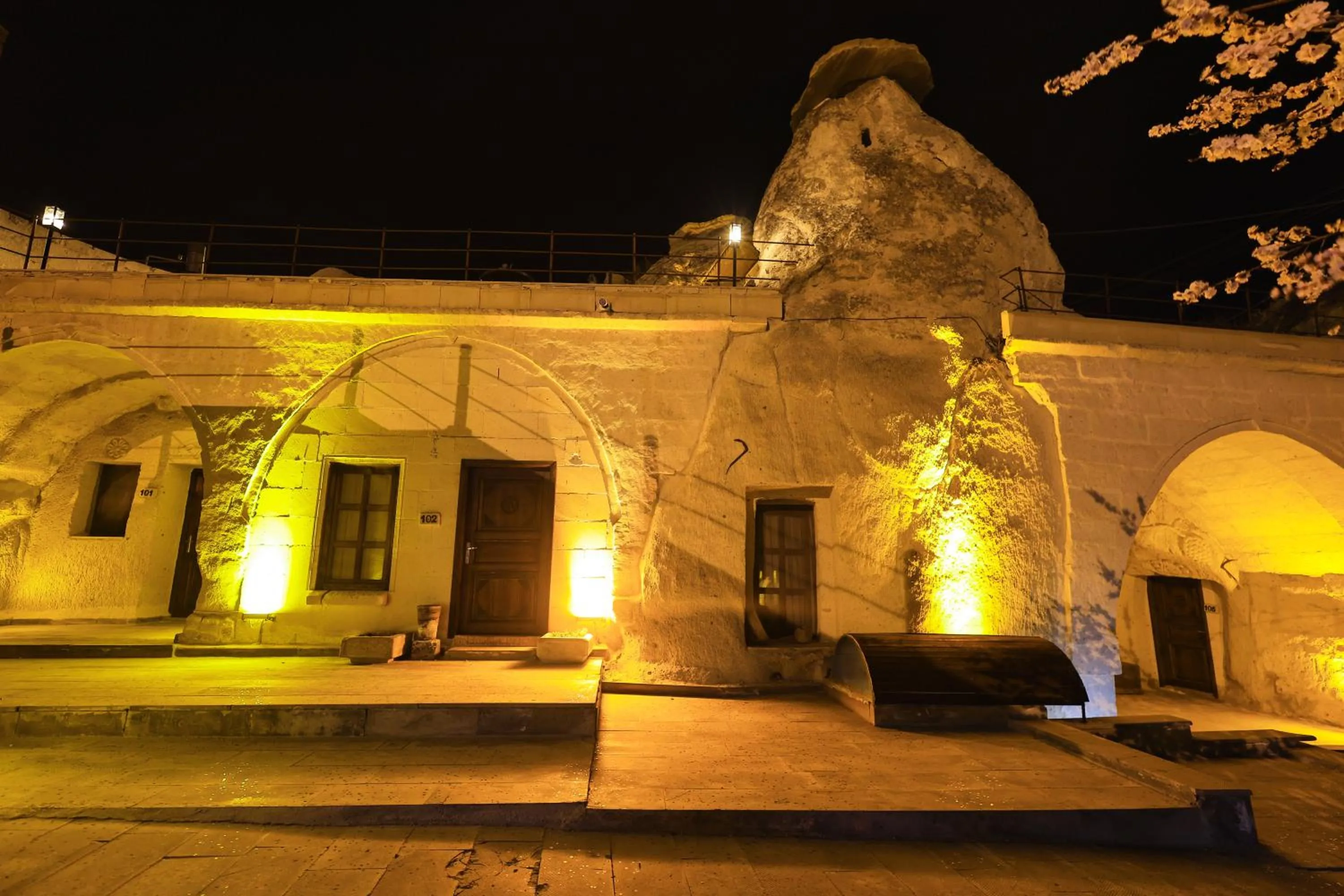 Garden in Ortahisar Cave Hotel