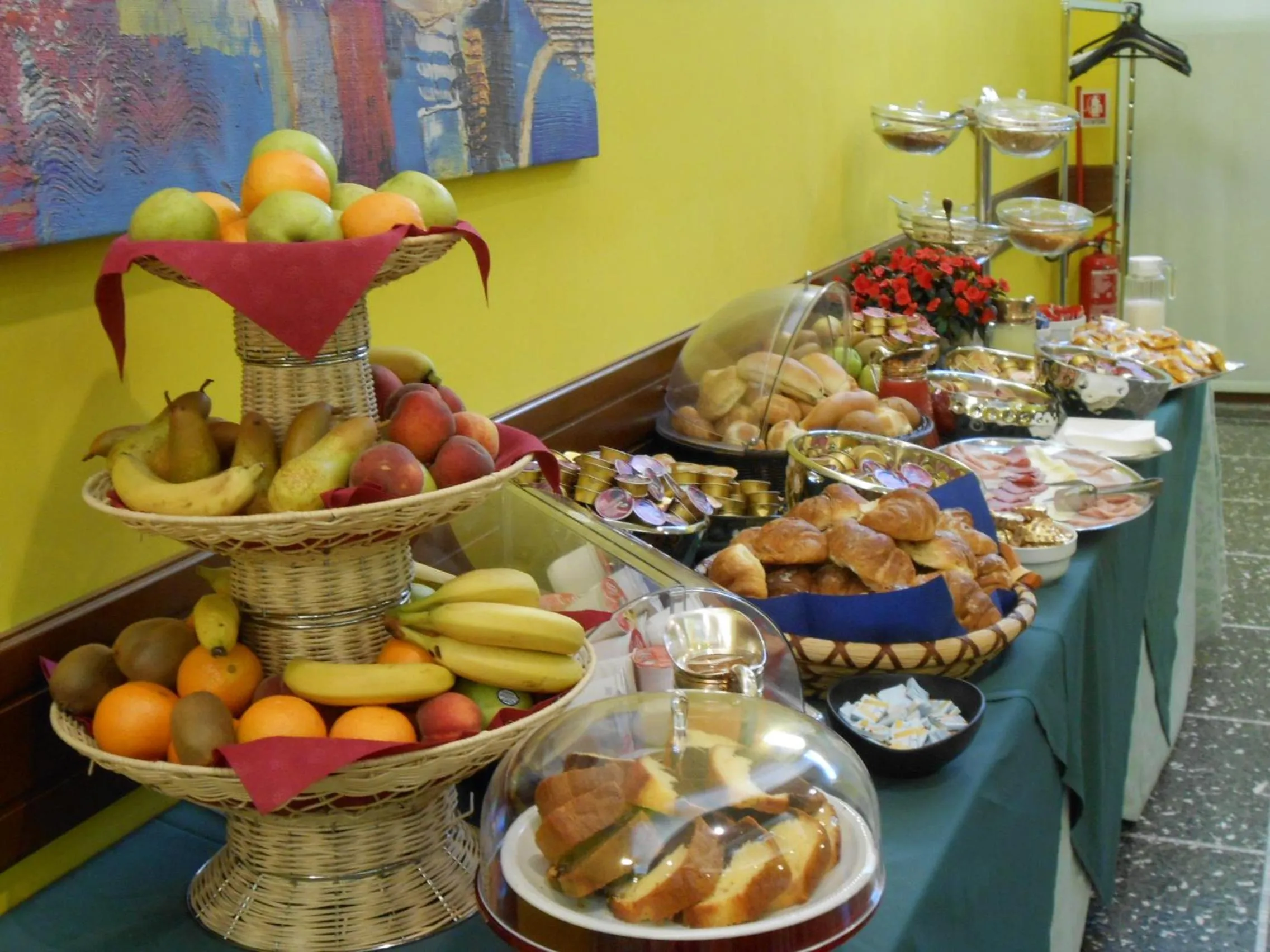 Food and drinks in Casa La Salle - Roma Vaticano
