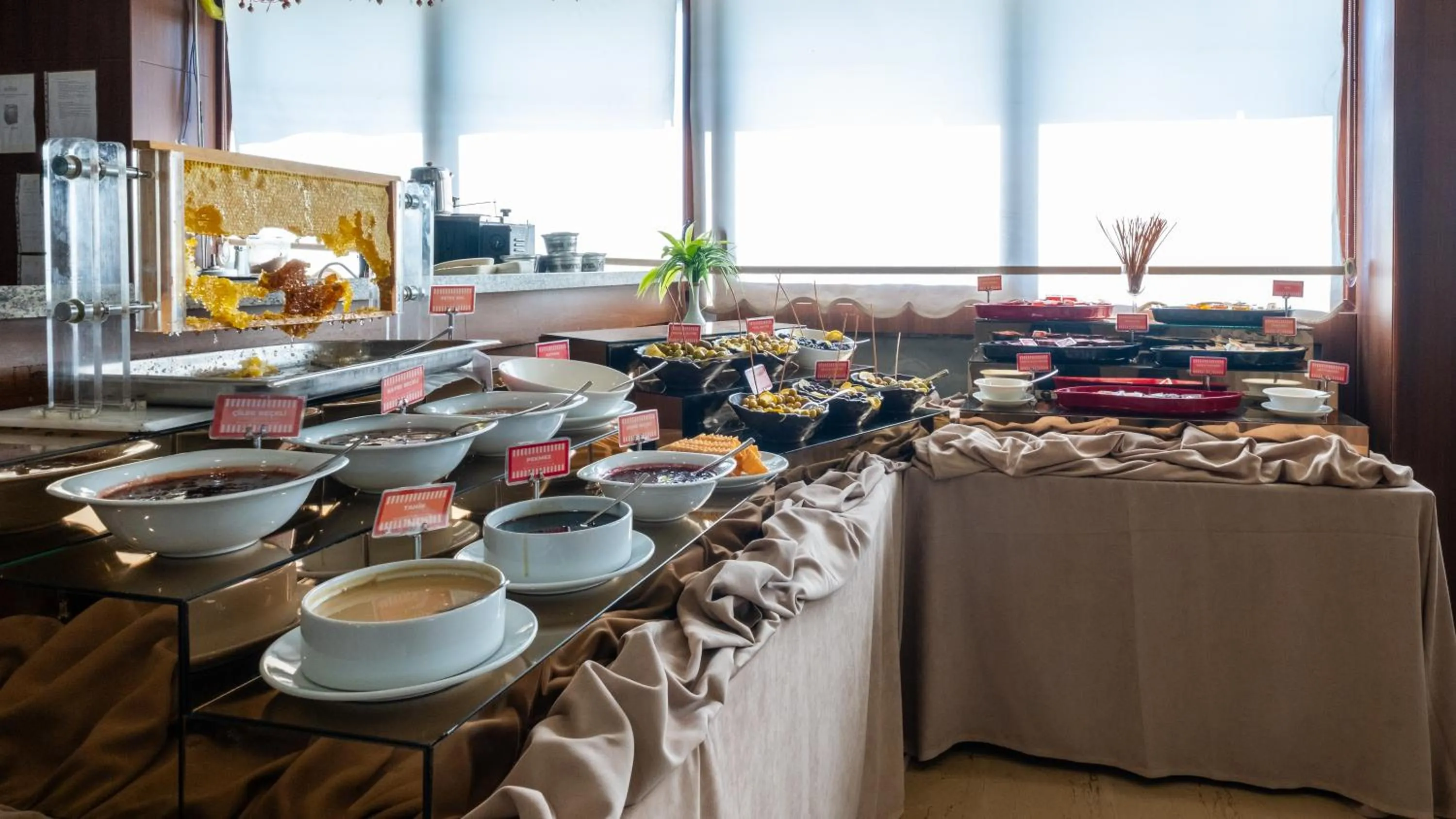 Breakfast in Teymur Continental Hotel