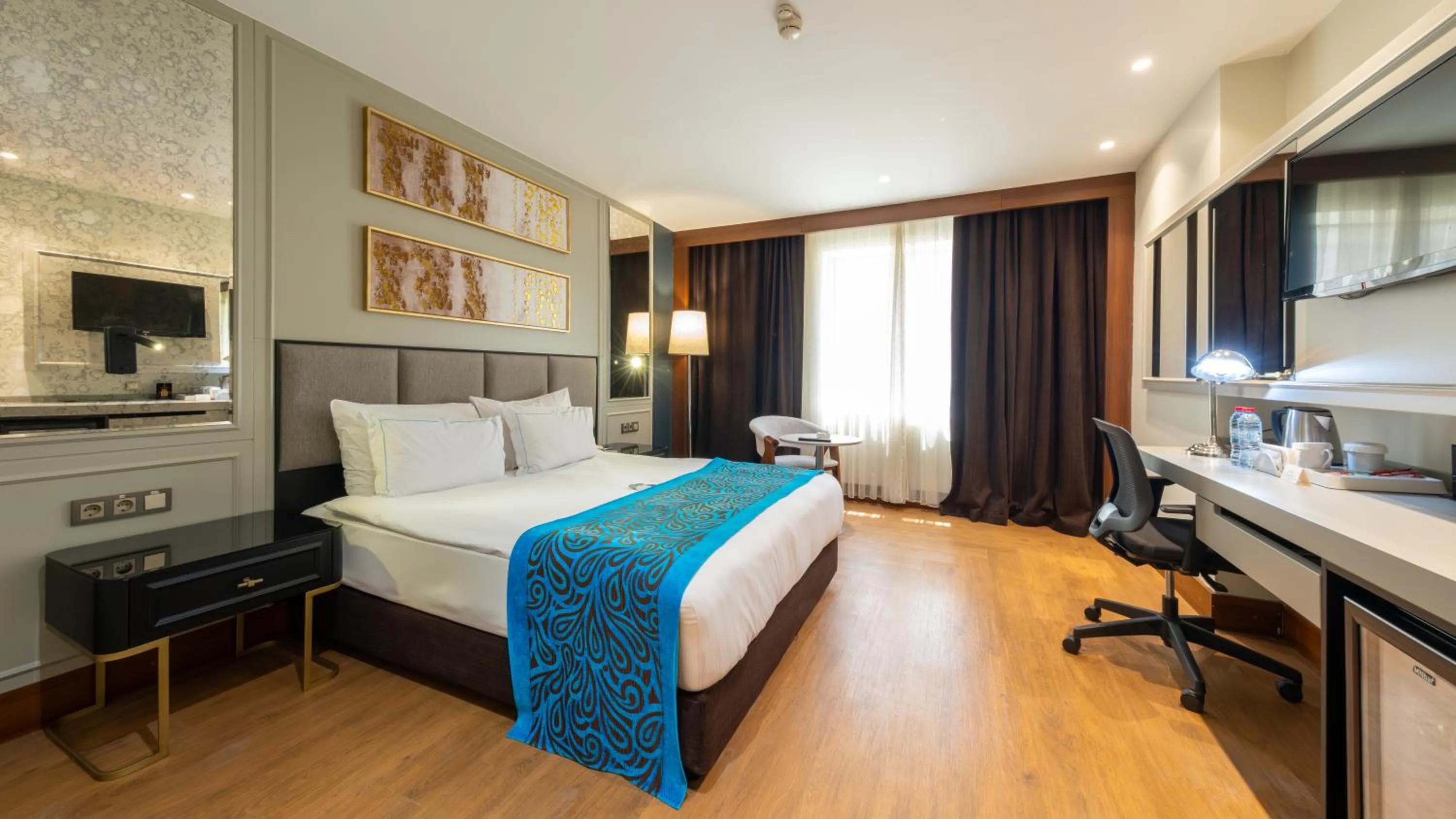Photo of the whole room, Bed in Teymur Continental Hotel