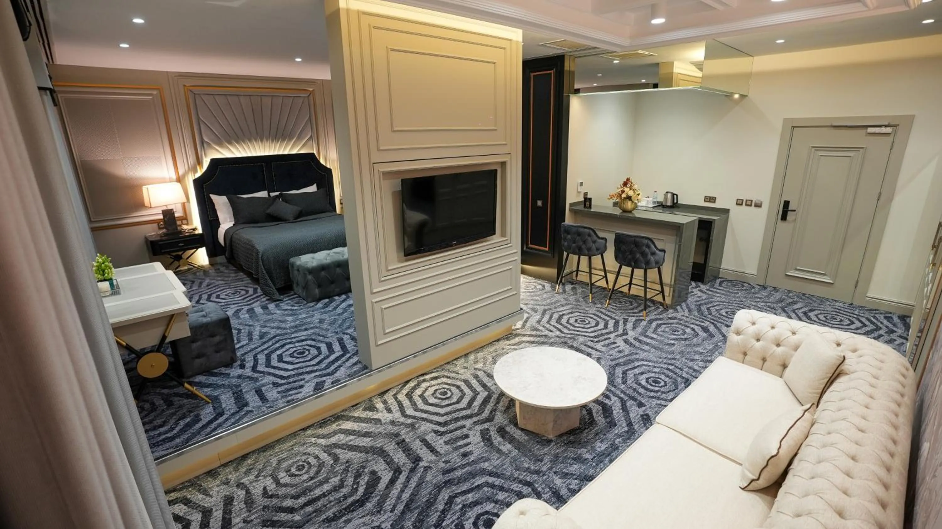 Photo of the whole room in Teymur Continental Hotel