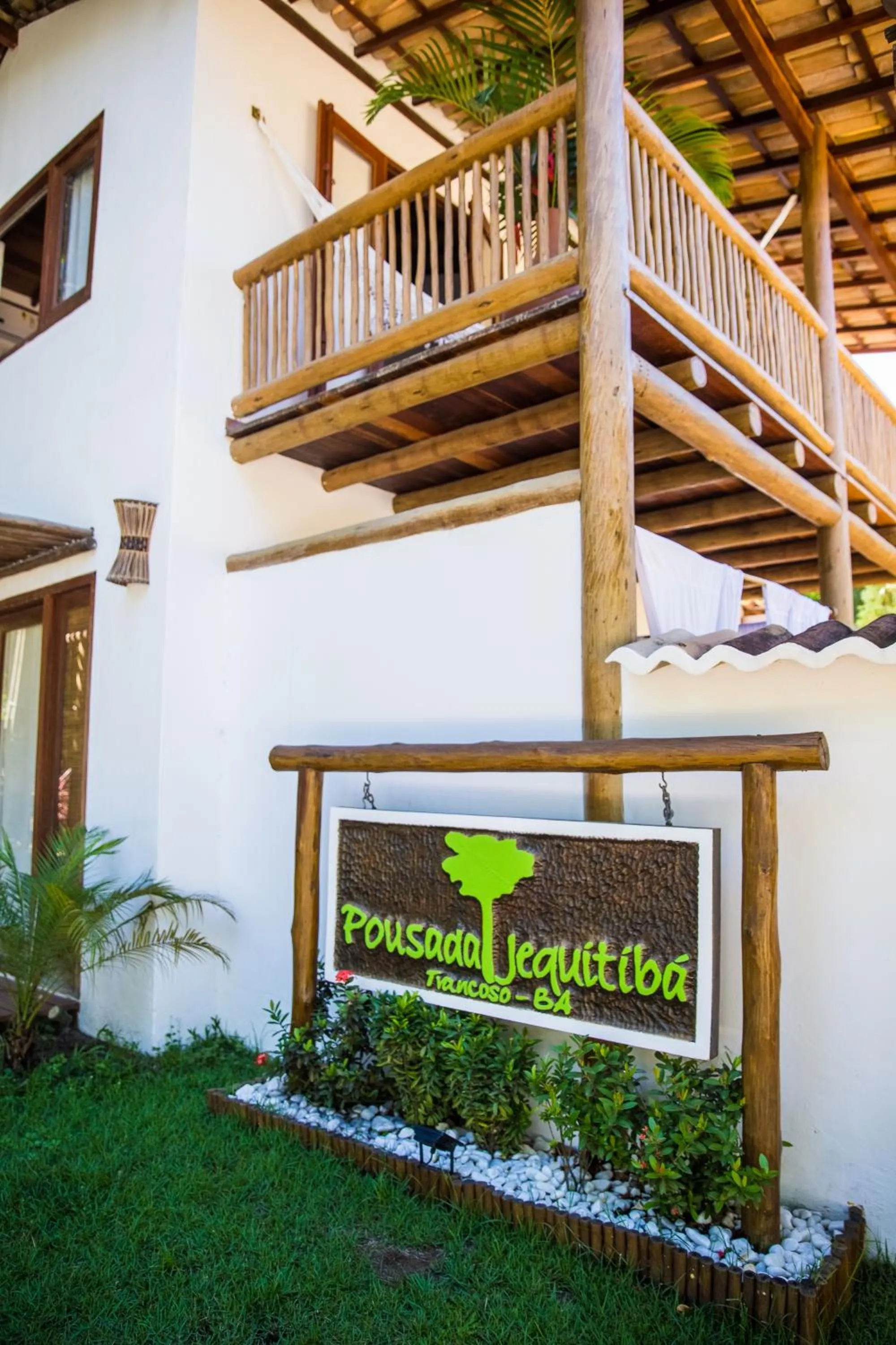 Property logo or sign in Pousada Jequitibá