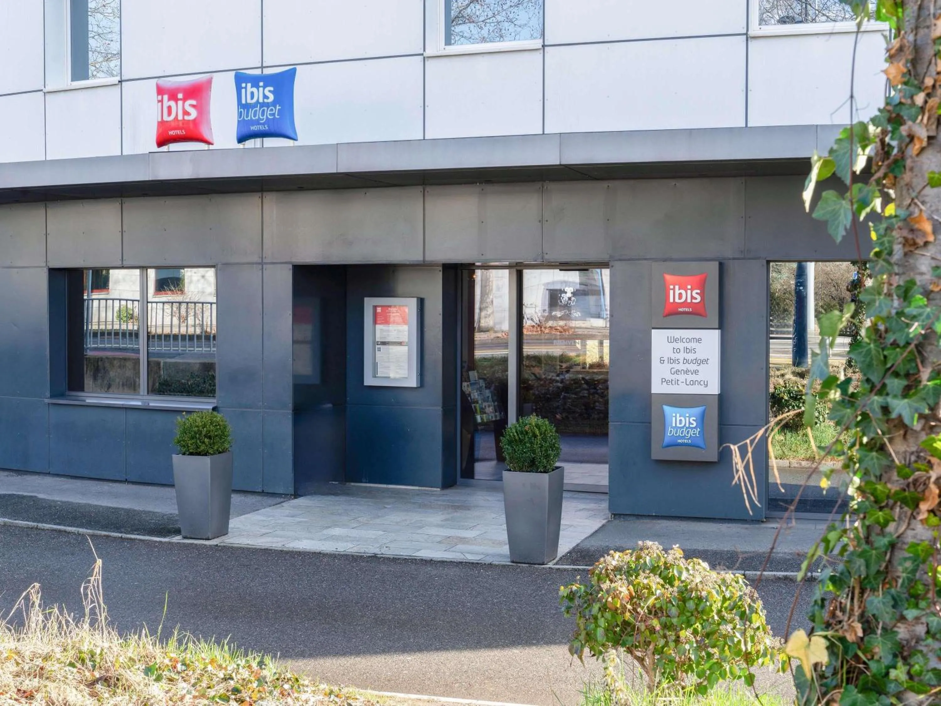 Property building in ibis budget Genève Petit-Lancy