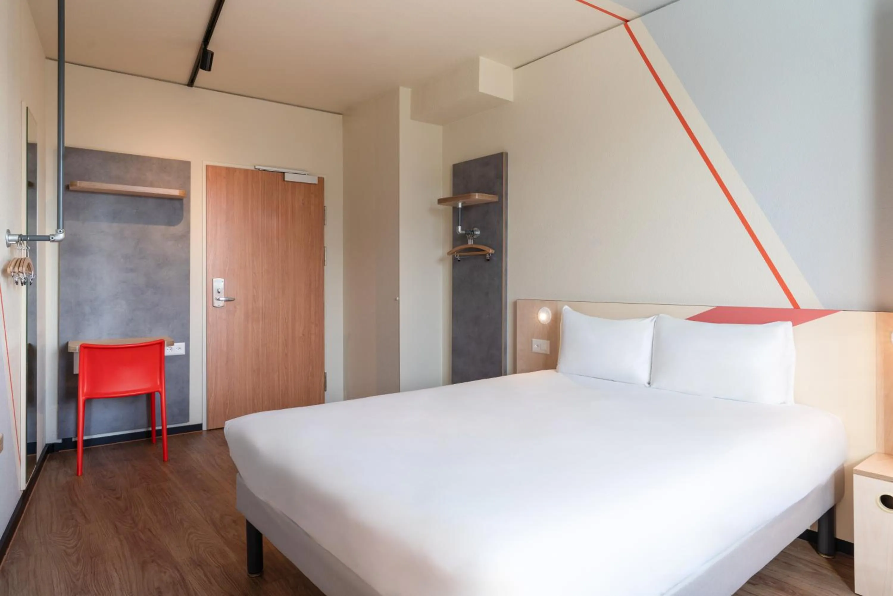 Bed in ibis budget Genève Petit-Lancy