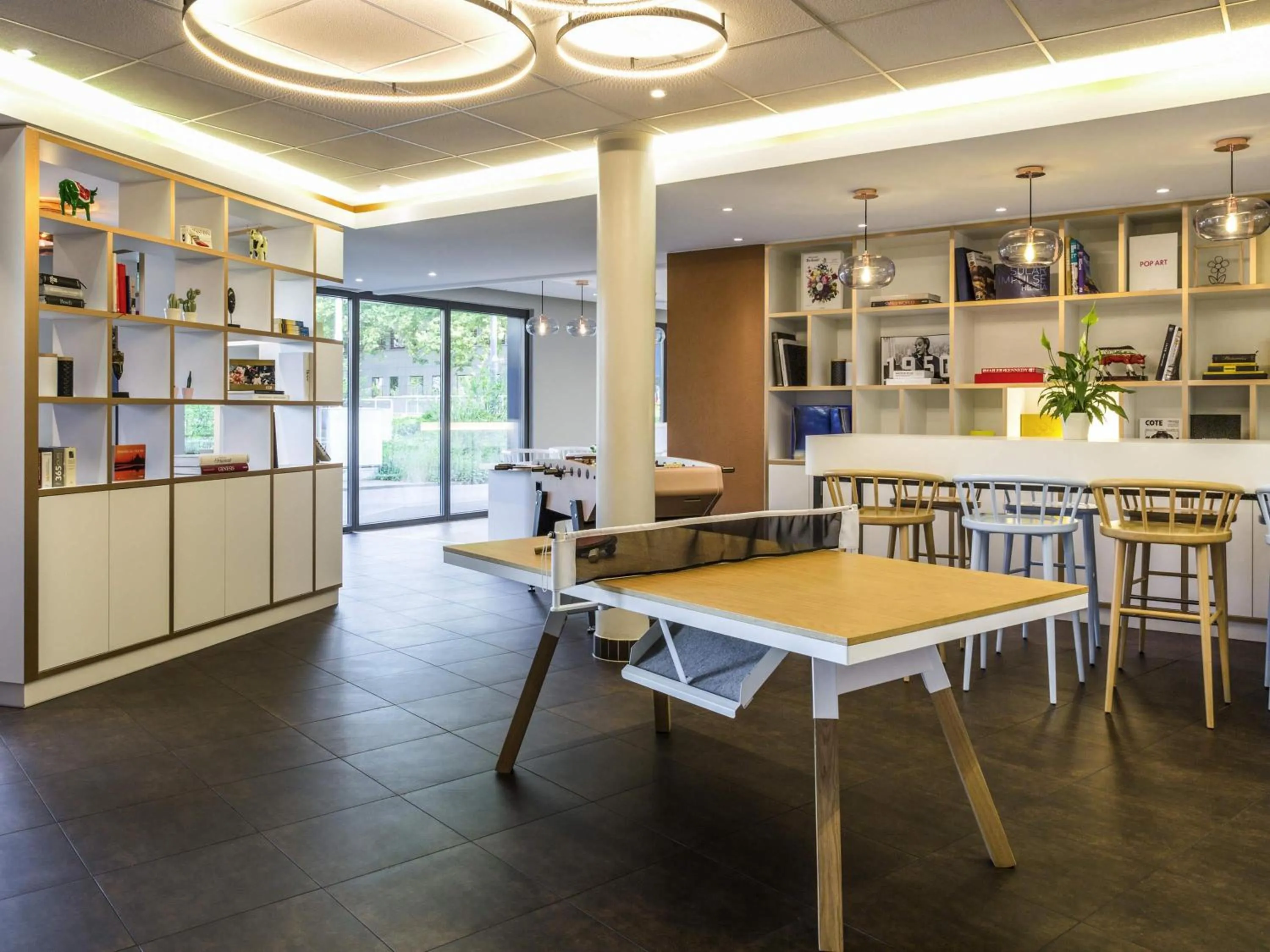 Lounge or bar in ibis budget Genève Petit-Lancy