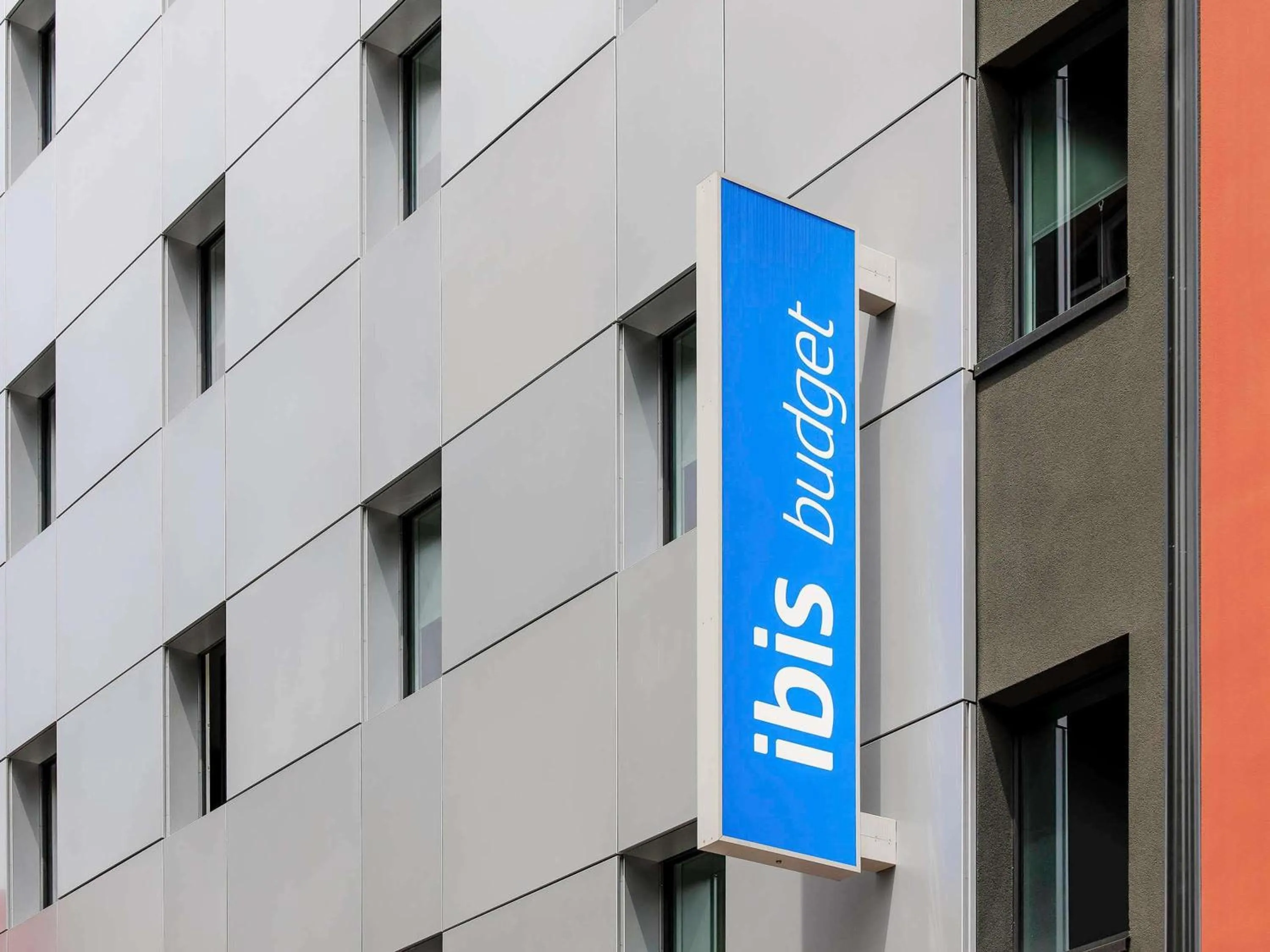 Property building in ibis budget Lugano Paradiso