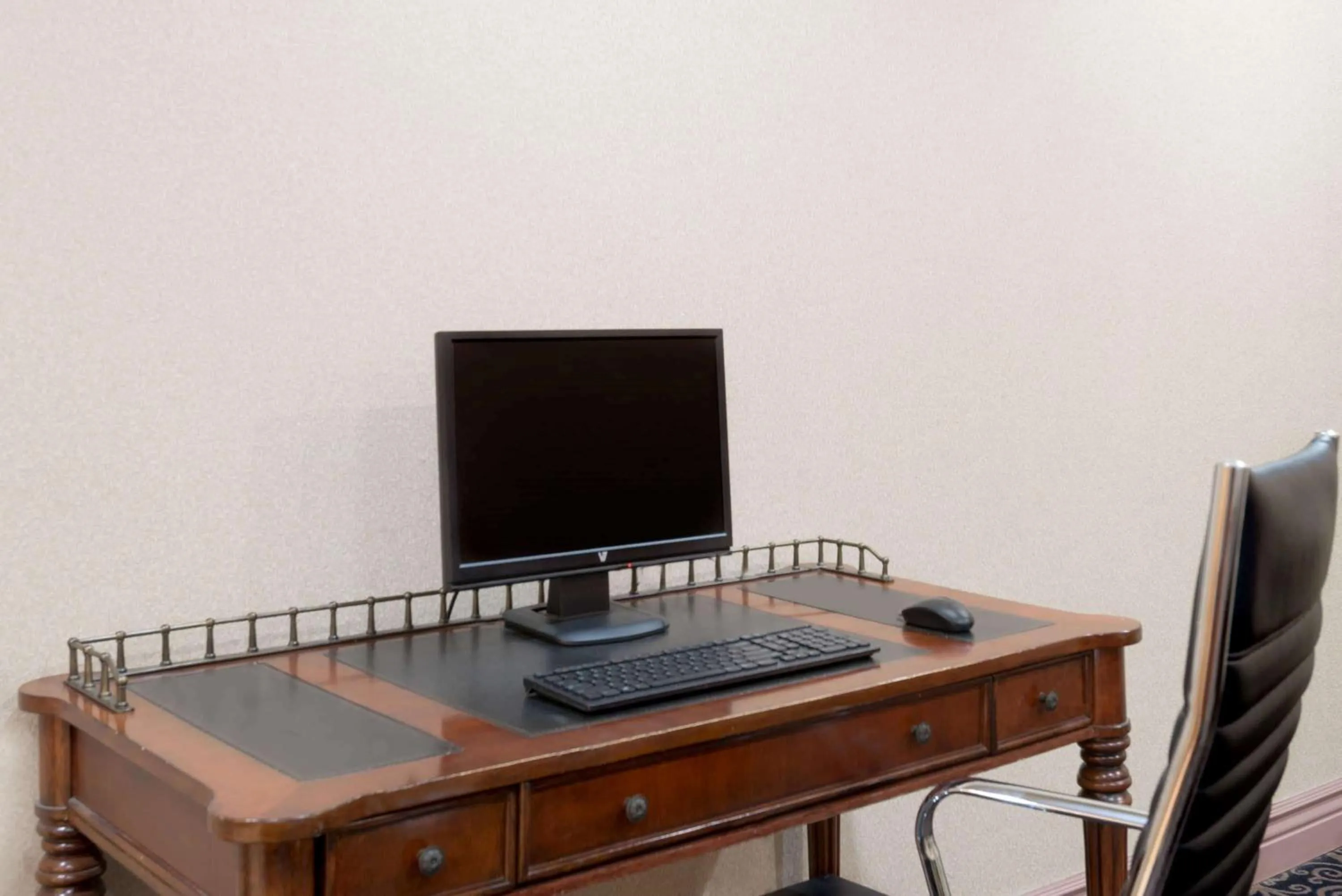 Business facilities in Howard Johnson by Wyndham Newburgh