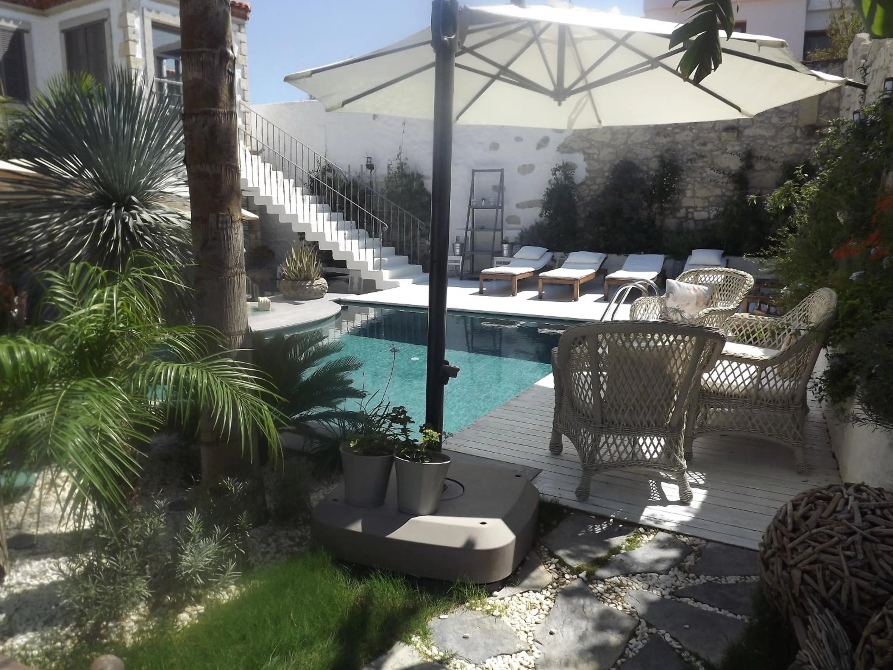 Pool view in Alaçatı Ala Hotel - Special Category