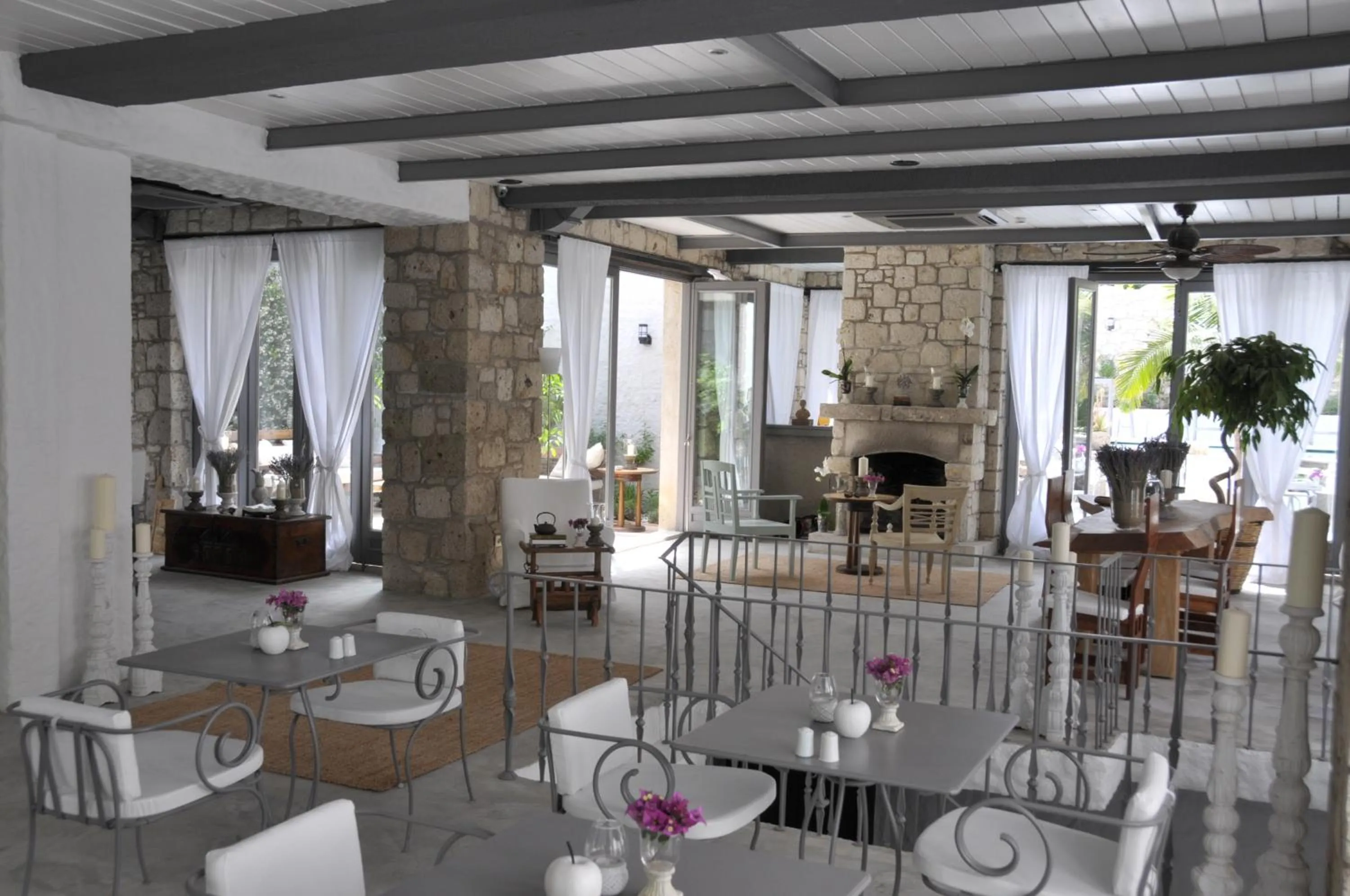 Lobby or reception in Alaçatı Ala Hotel - Special Category