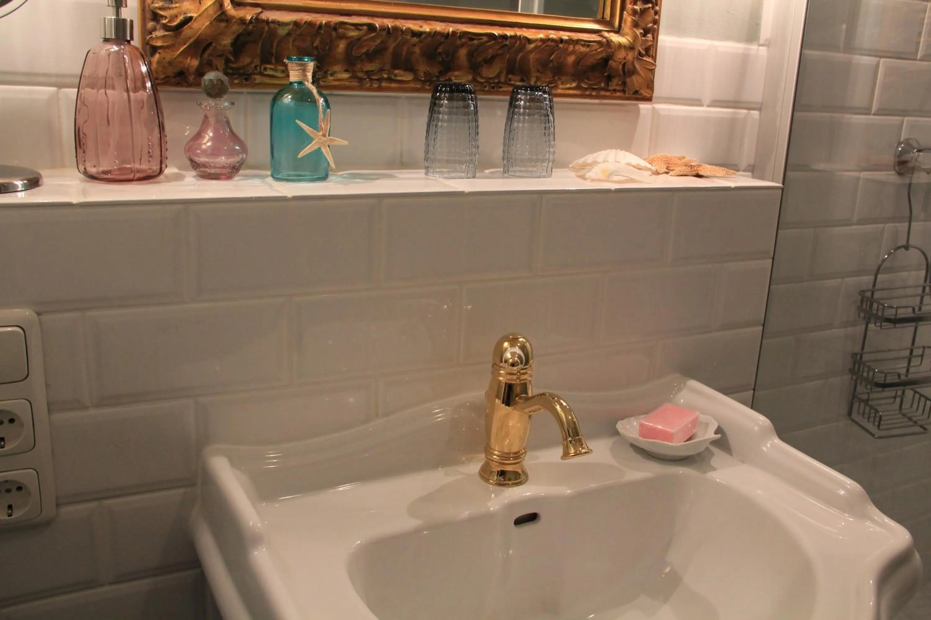 Bathroom in Hotel Lili Marleen