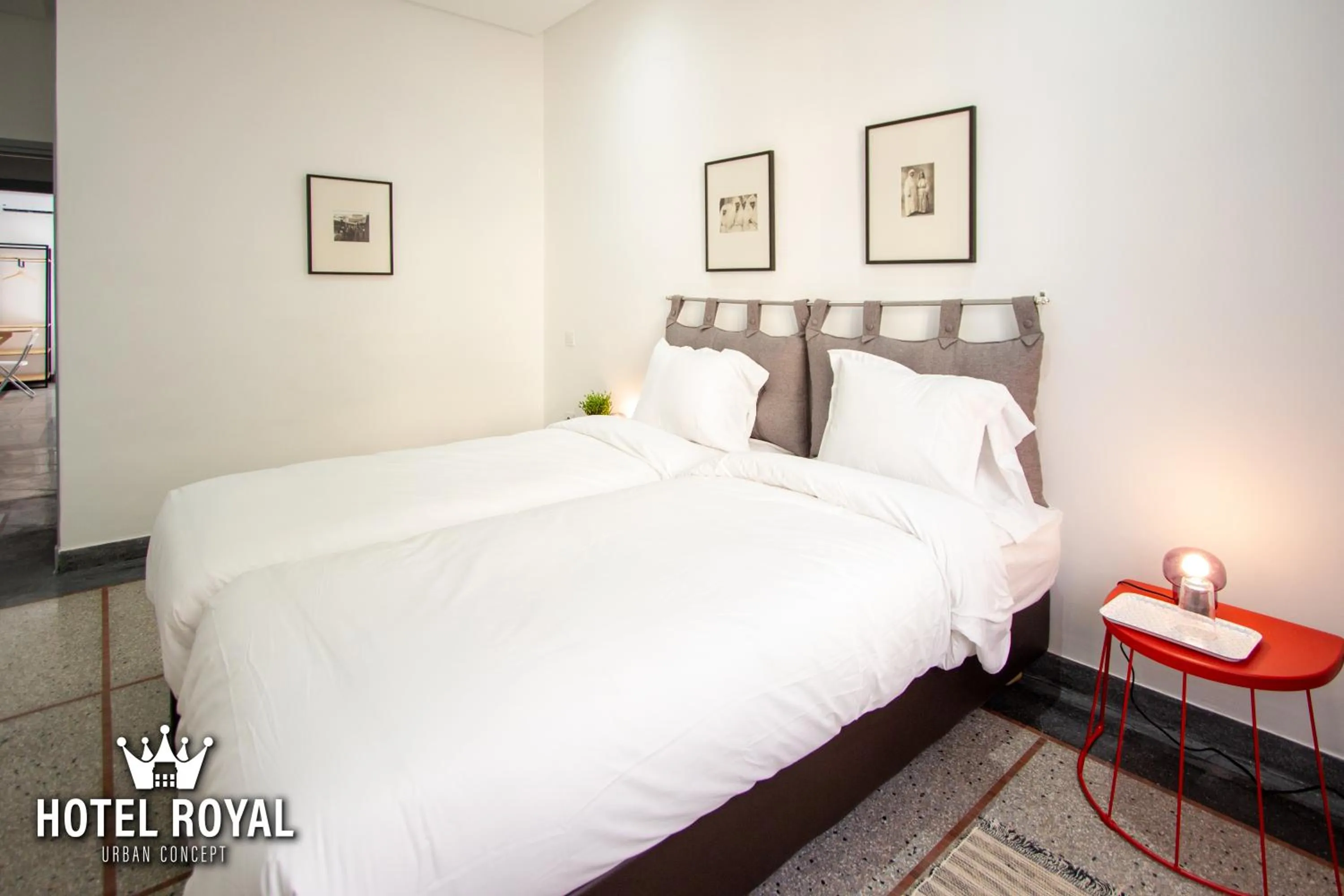 Bed in Hôtel Royal Urban Concept