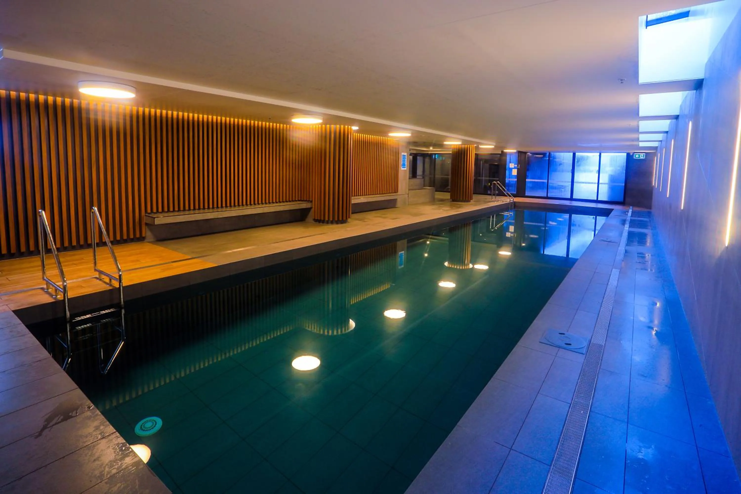 Swimming pool in Flagstaff Green Apartments