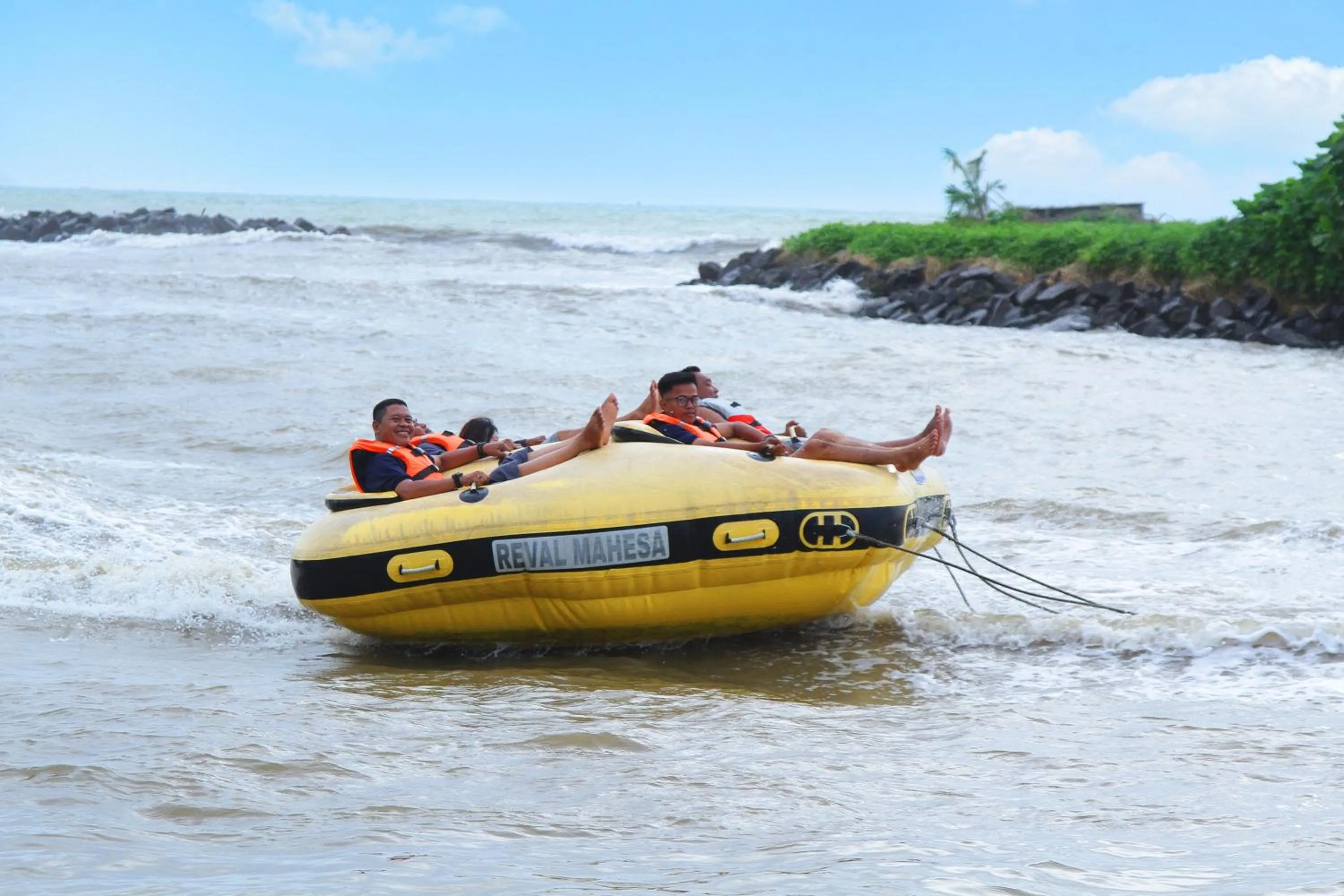 Sports in Avery Coconut Island Waterpark Beach Resort Carita