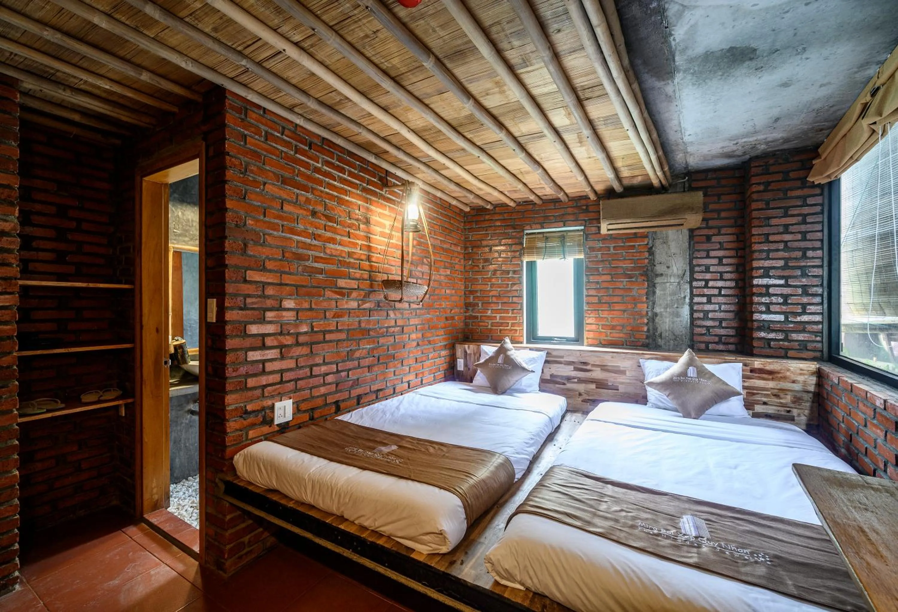 Bed in Mira Bãi Xếp Quy Nhơn - The Hidden Jewel