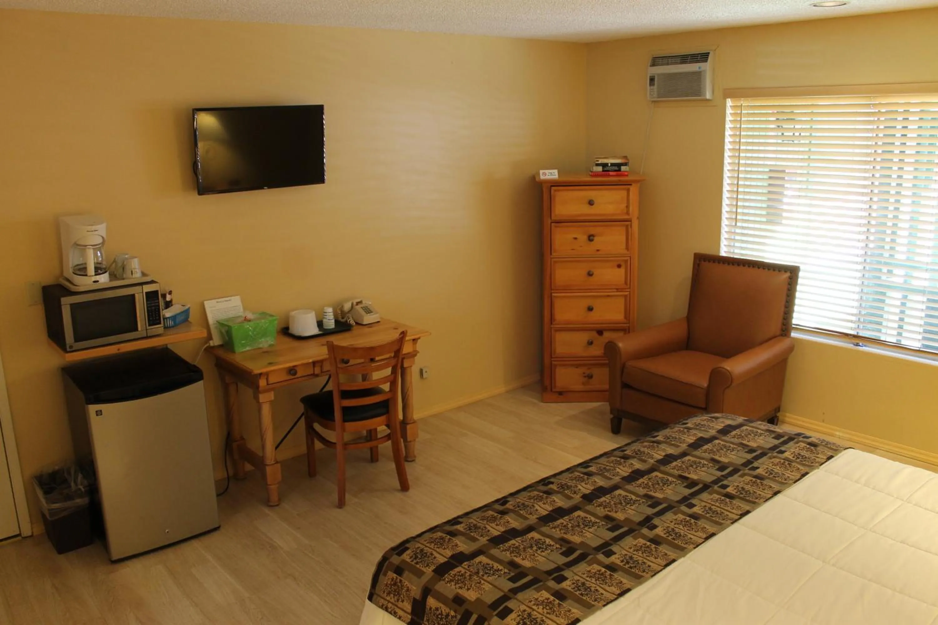 Area and facilities, Bed in Big Pines Mountain House
