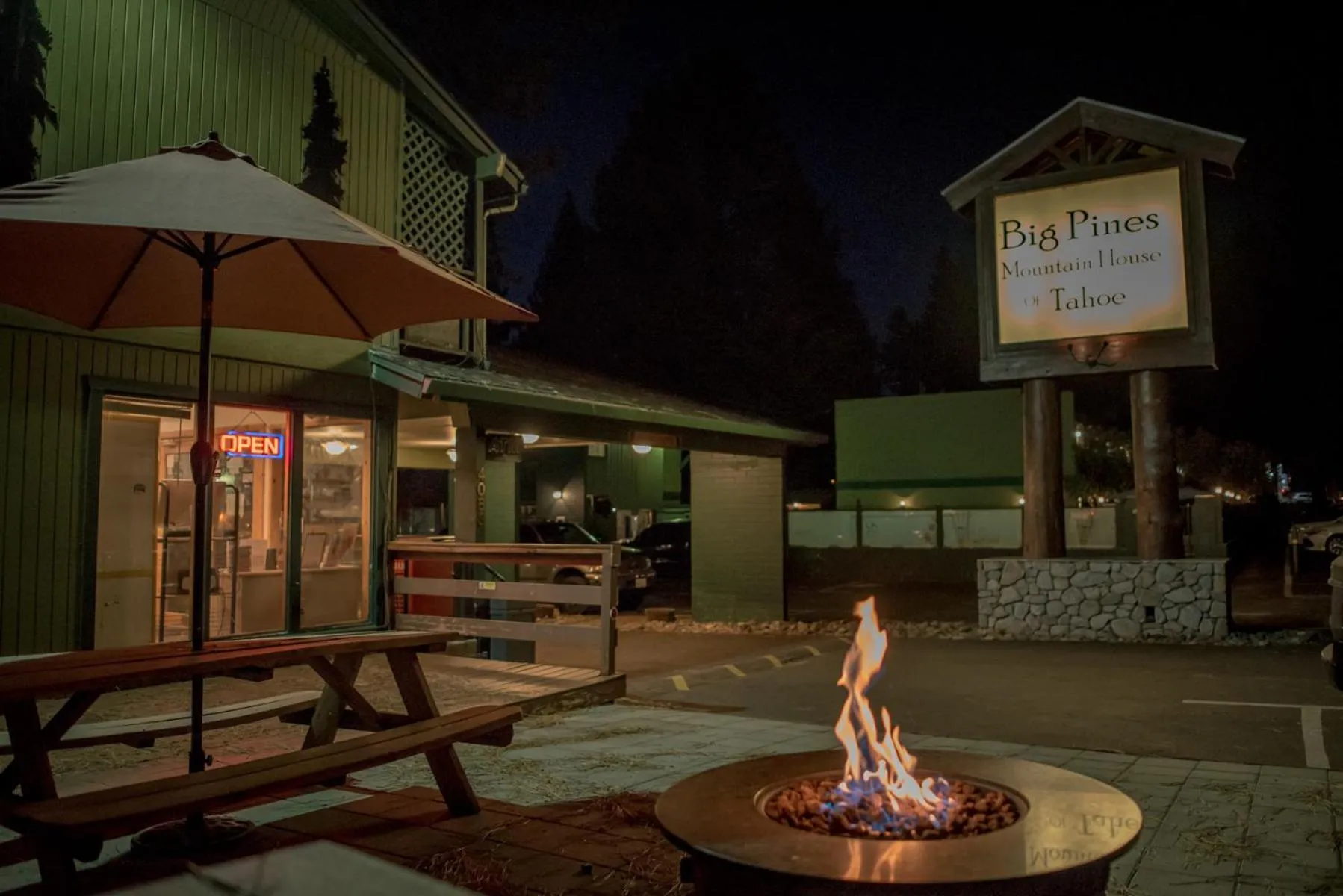 Patio in Big Pines Mountain House