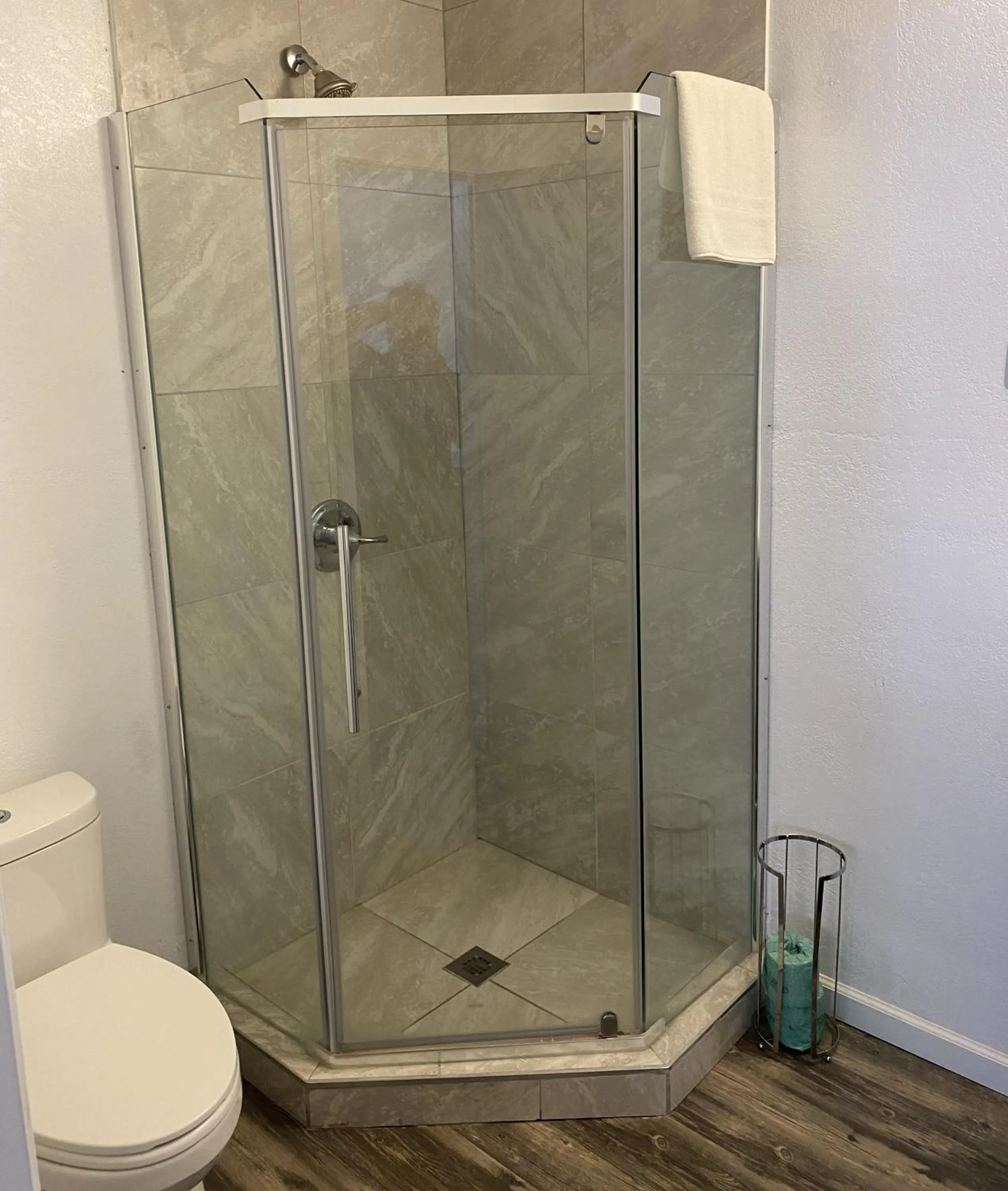 Shower in Big Pines Mountain House